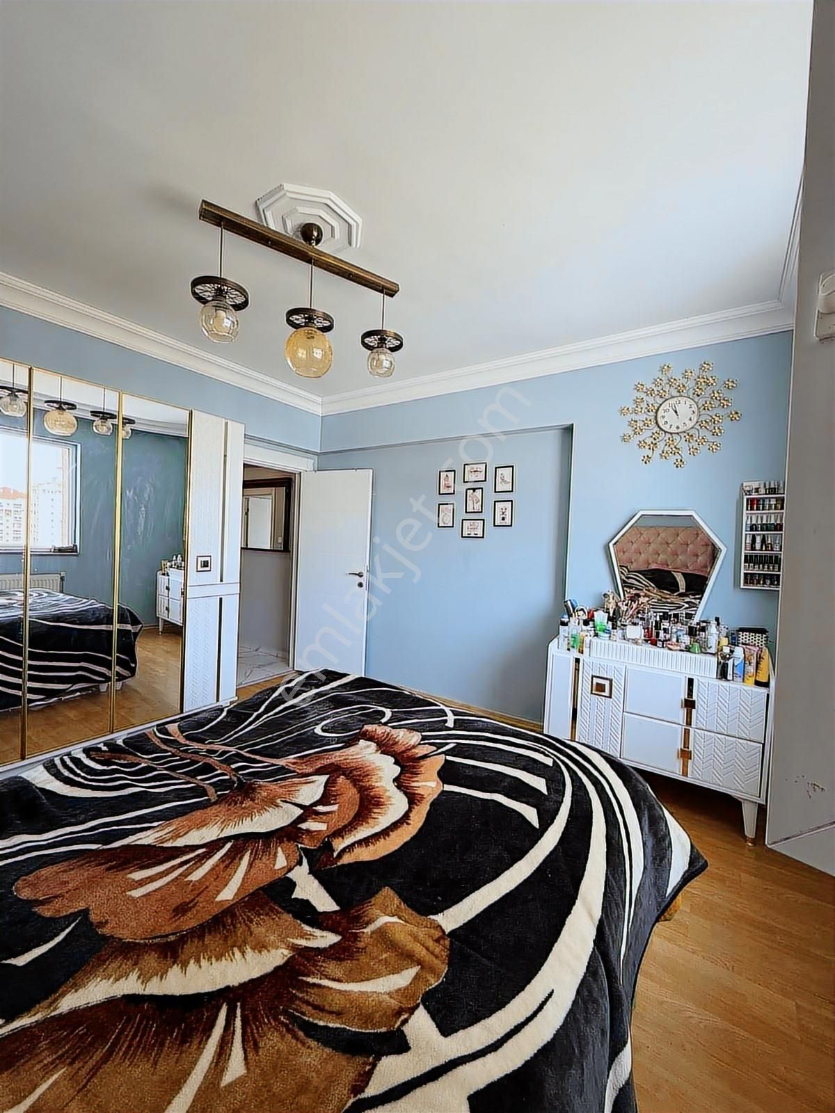 Beylikdüzü Yeşilkent 1 De 3+1 Satılık Daire - Görsel 7