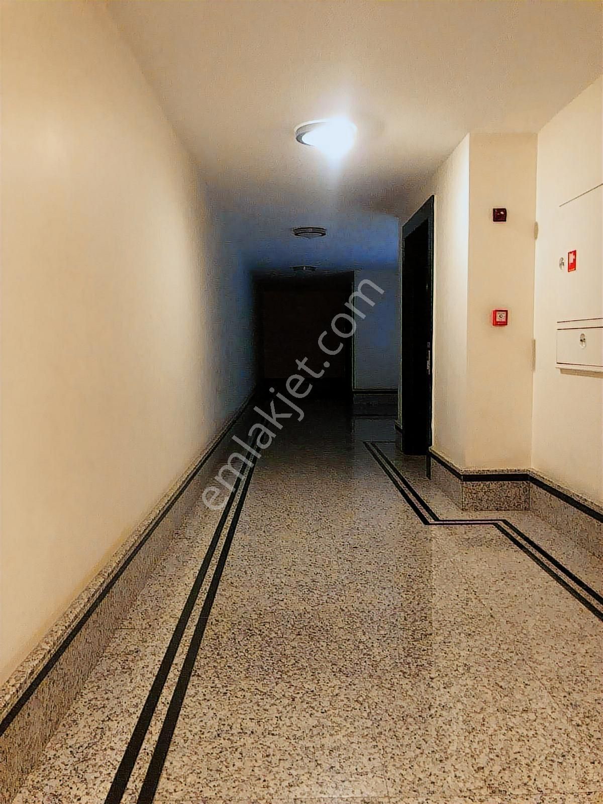 Büyükçekmece Beykent Hilal Konakları Teraslı Satılık Daire - Görsel 2