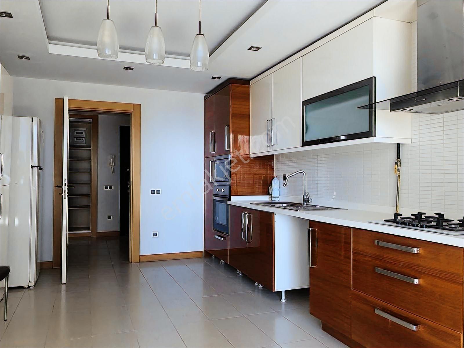 Büyükçekmece Beykent Hilal Konakları Teraslı Satılık Daire - Görsel 28