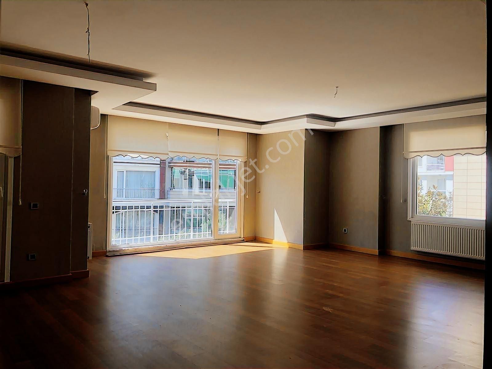 Büyükçekmece Beykent Hilal Konakları Teraslı Satılık Daire - Görsel 21