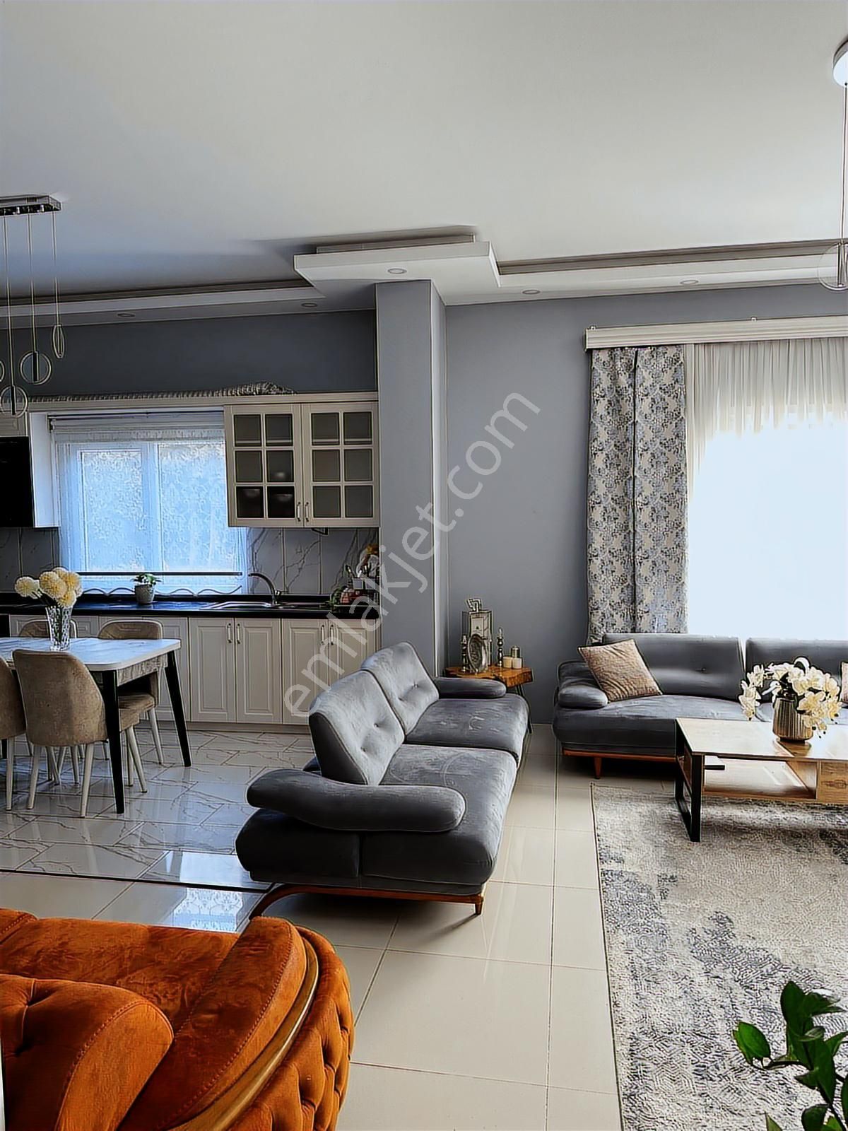 Beylikdüzü Adnan Kahveci Mah. Satılık 2+1 Daire.