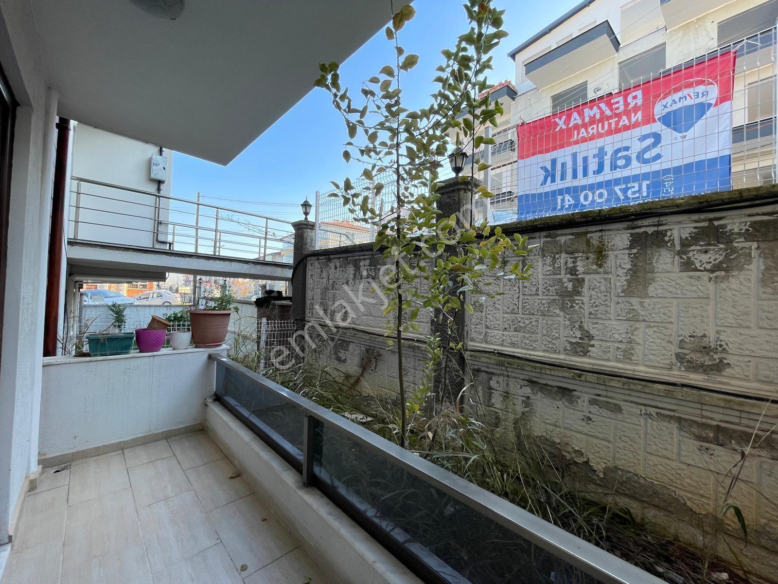 Remax Natural'den Topçular Merkezde Geniş Bahce Dubleks - Görsel 30
