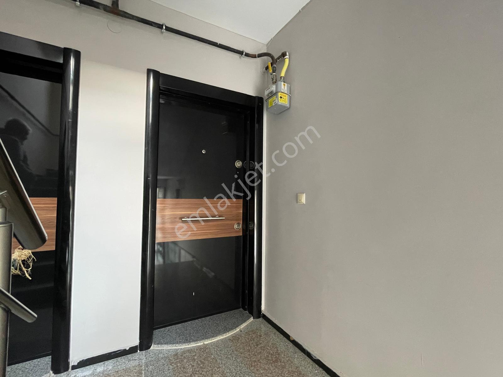 Remax Natural'den Topçular Merkezde Geniş Bahce Dubleks - Görsel 23