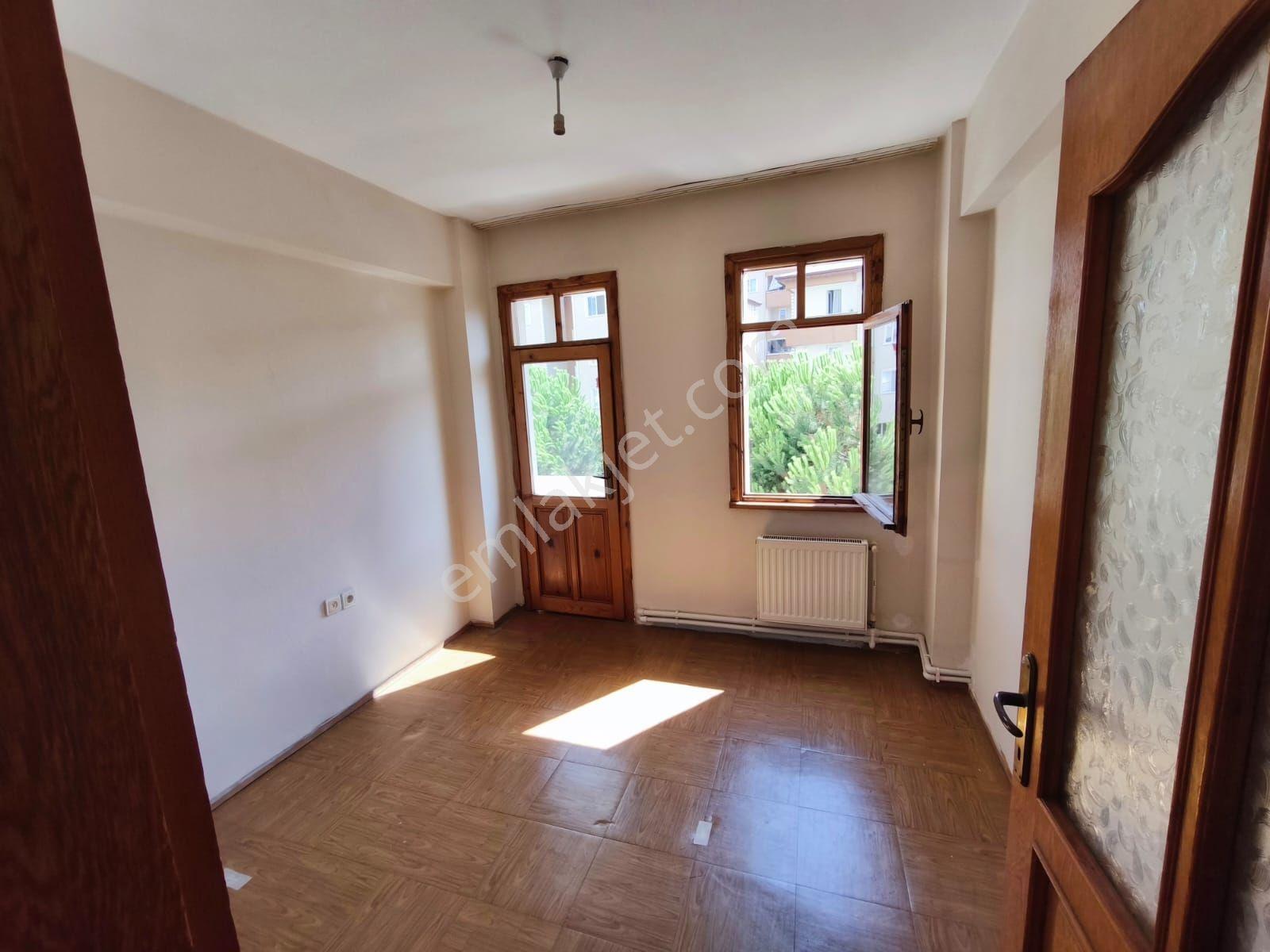 Remax Natural Den Atatürk Mah. D-130 Yolu Üzerinde 3+1 Satılık - Görsel 16
