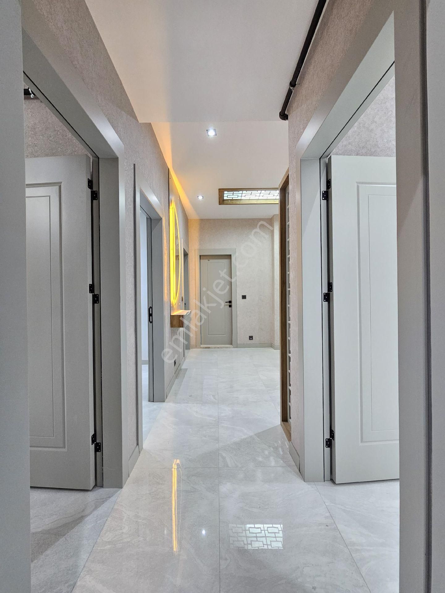 Denizli Şemikler De 3+1 Mükemmel Konumda Kat Seçenekli Panjurlu Daireler - Görsel 19