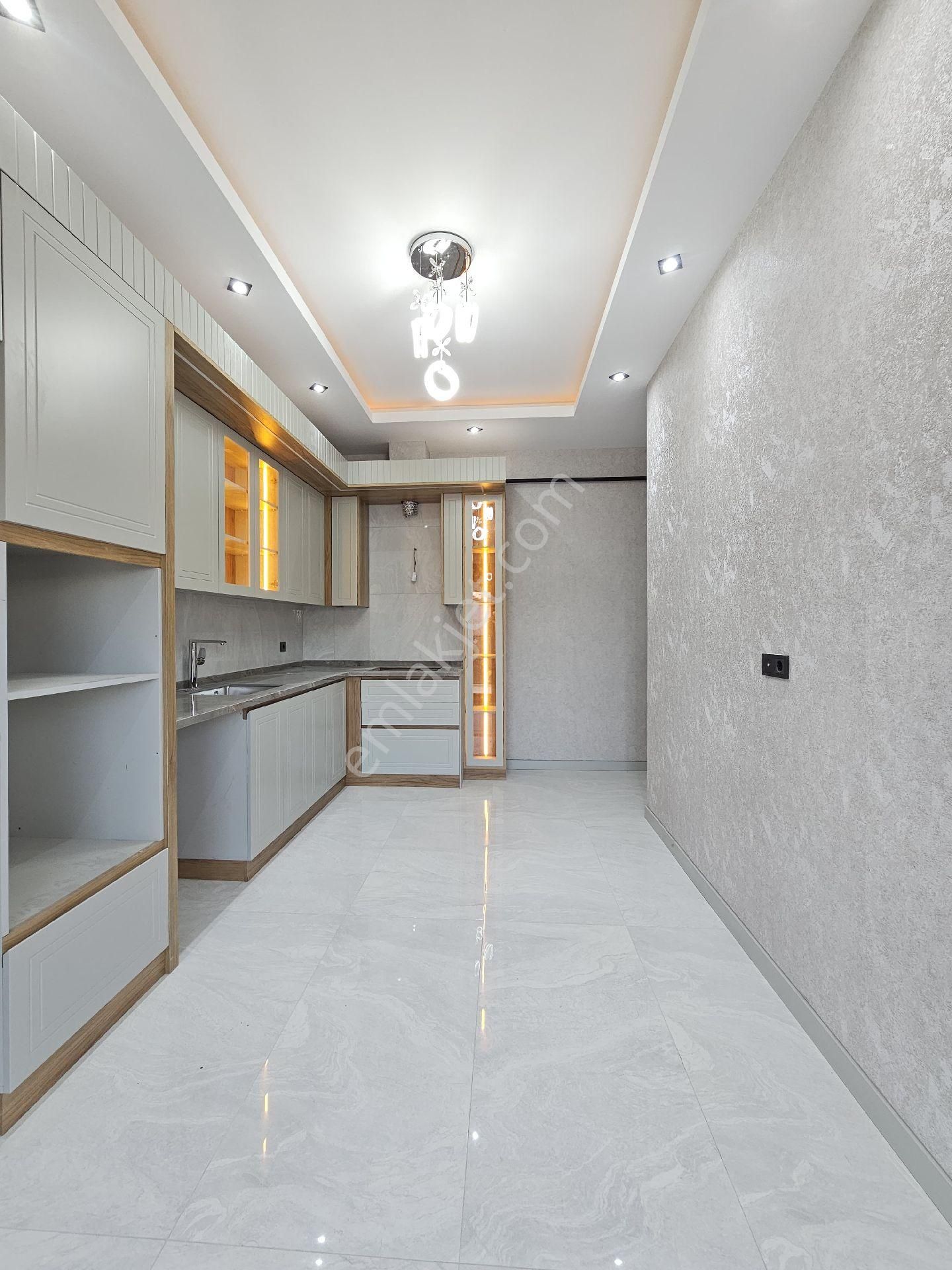 Denizli Şemikler De 3+1 Mükemmel Konumda Kat Seçenekli Panjurlu Daireler