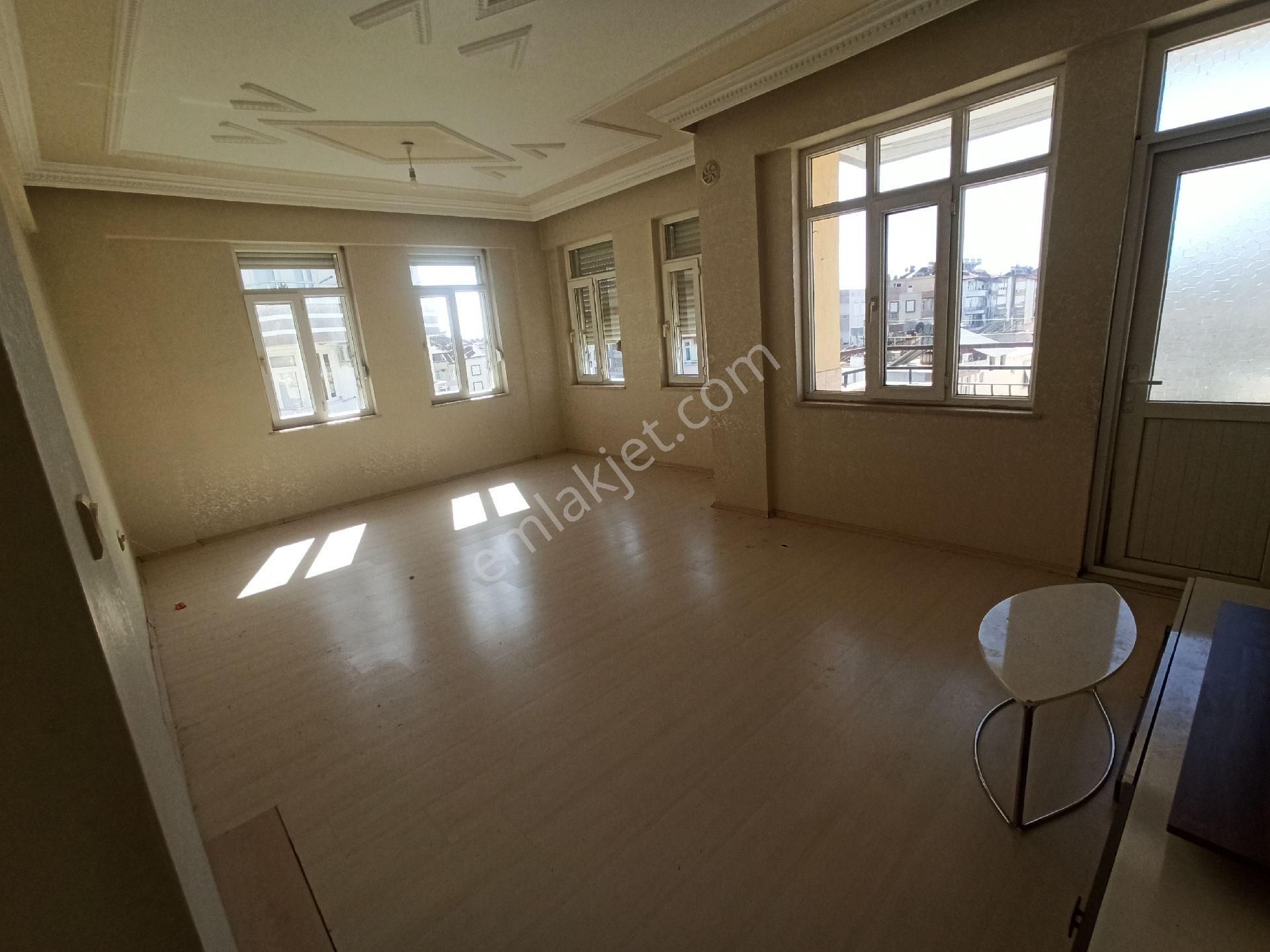 İdamax'tan Barbaros Caddesi'ne Çok Yakın 3+1 Ara Kat Kiralık Daire - Görsel 7