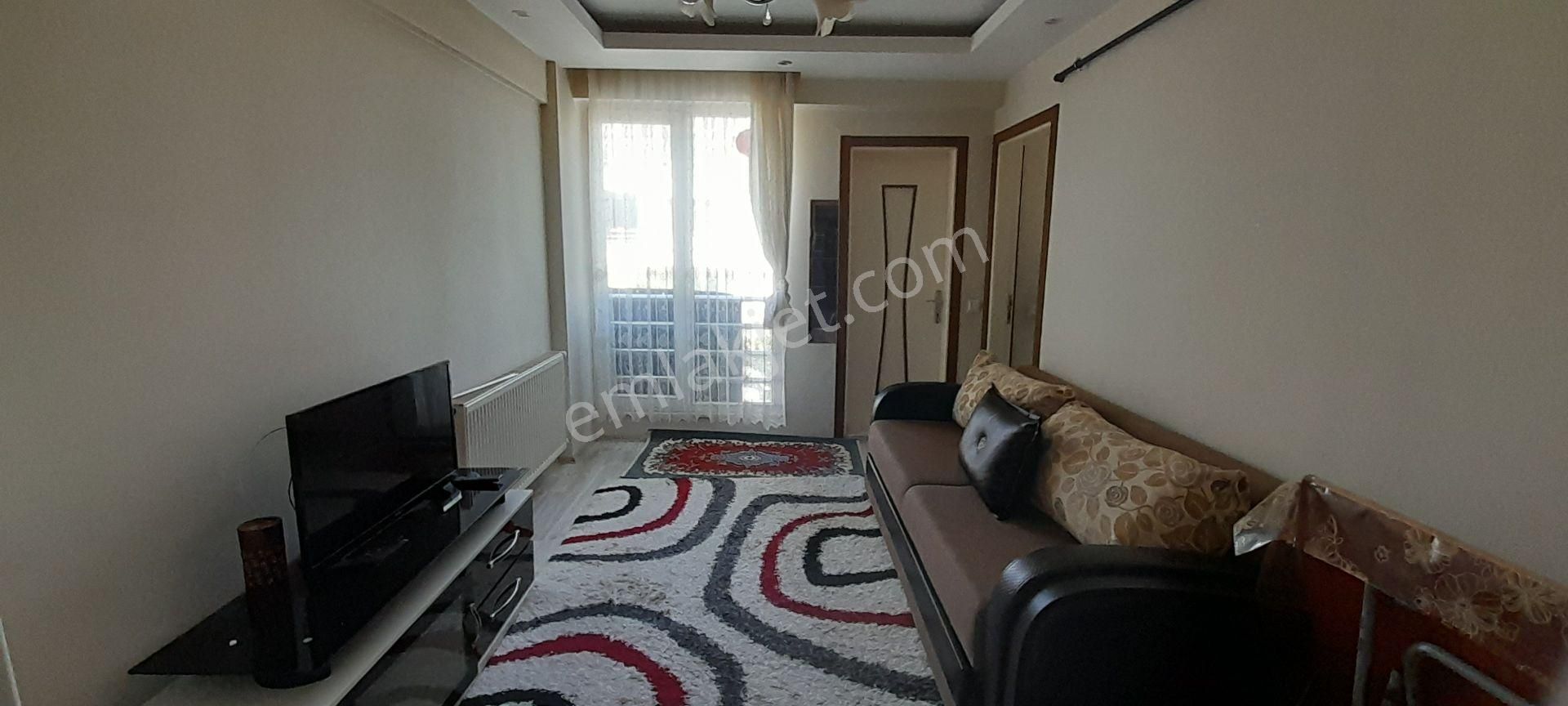 Ender Uysal Gayrimenkulden Foruma Ve İl Jandarmaya Yakın 1+1 Kiralık Balkonlu Apart.. - Görsel 2