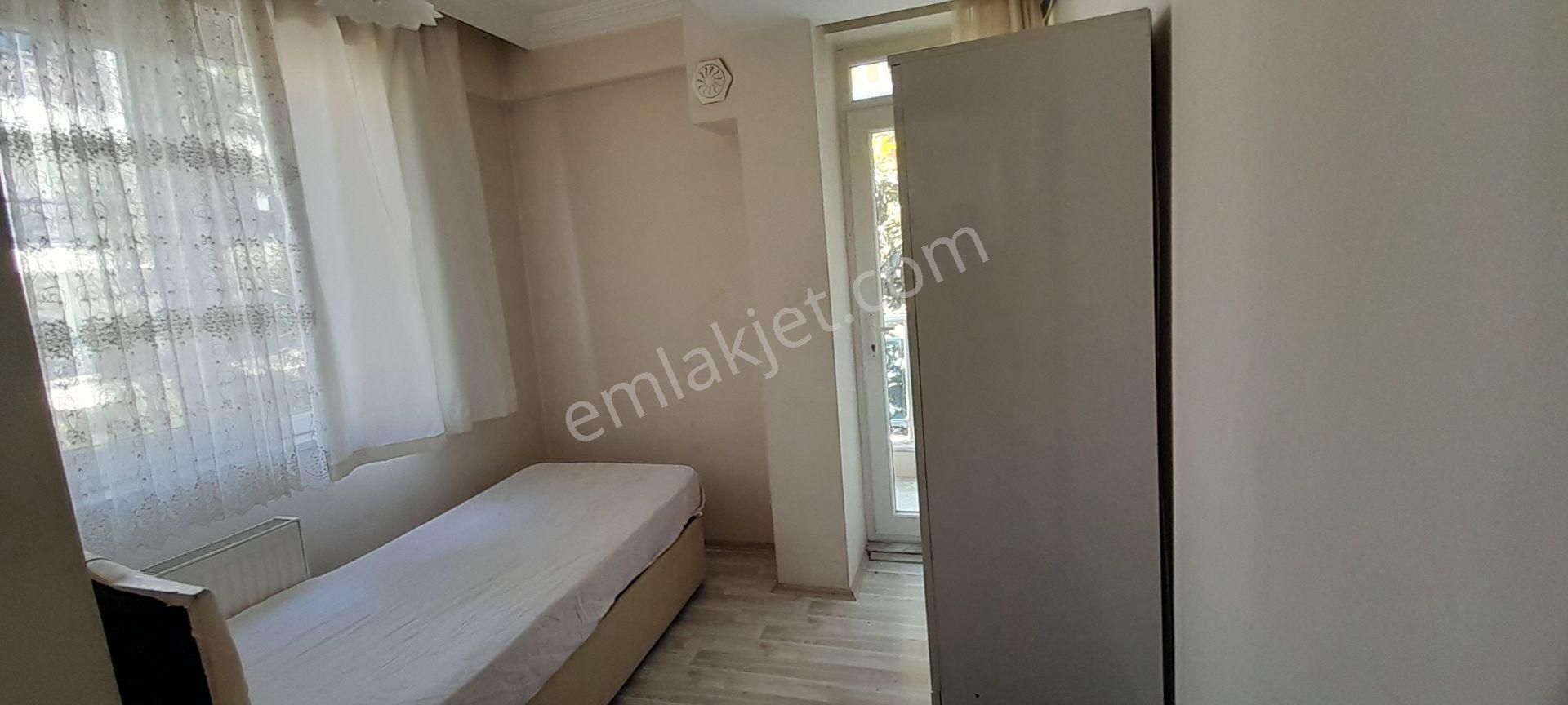 Ender Uysal Gayrimenkulden Foruma Ve İl Jandarmaya Yakın 1+1 Kiralık Balkonlu Apart.. - Görsel 9