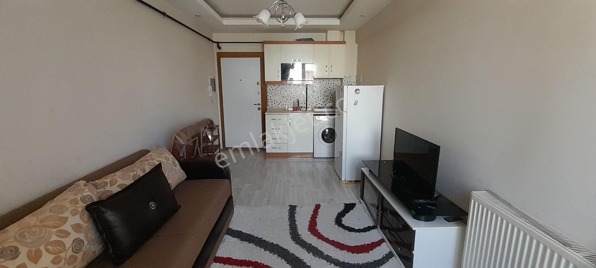 Ender Uysal Gayrimenkulden Foruma Ve İl Jandarmaya Yakın 1+1 Kiralık Balkonlu Apart.. - Görsel 4