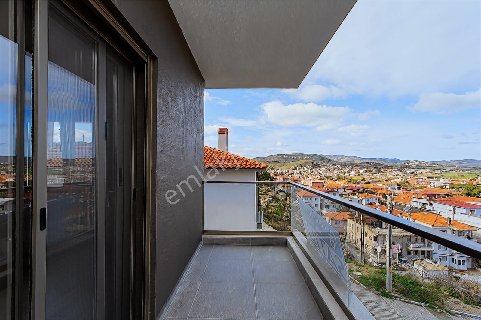 Foça Kazım Dirik Mah. 2+1 Kiralık Sıfır Açık Mutfak Daire - Görsel 22