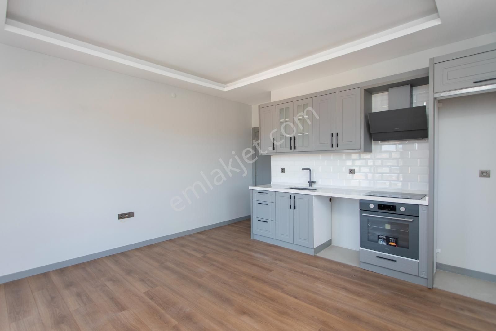 Foça Kazım Dirik Mah. 2+1 Kiralık Sıfır Açık Mutfak Daire - Görsel 13