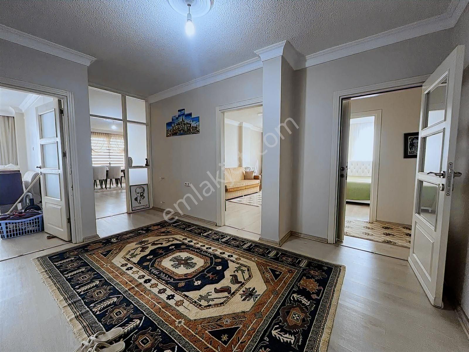 Reşatbeyde Satılık 3+1 Kapalı Mutfak Daire - Görsel 24