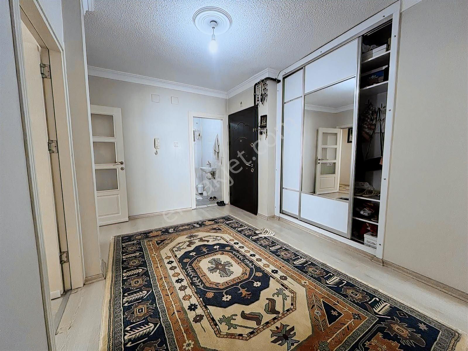 Reşatbeyde Satılık 3+1 Kapalı Mutfak Daire - Görsel 30
