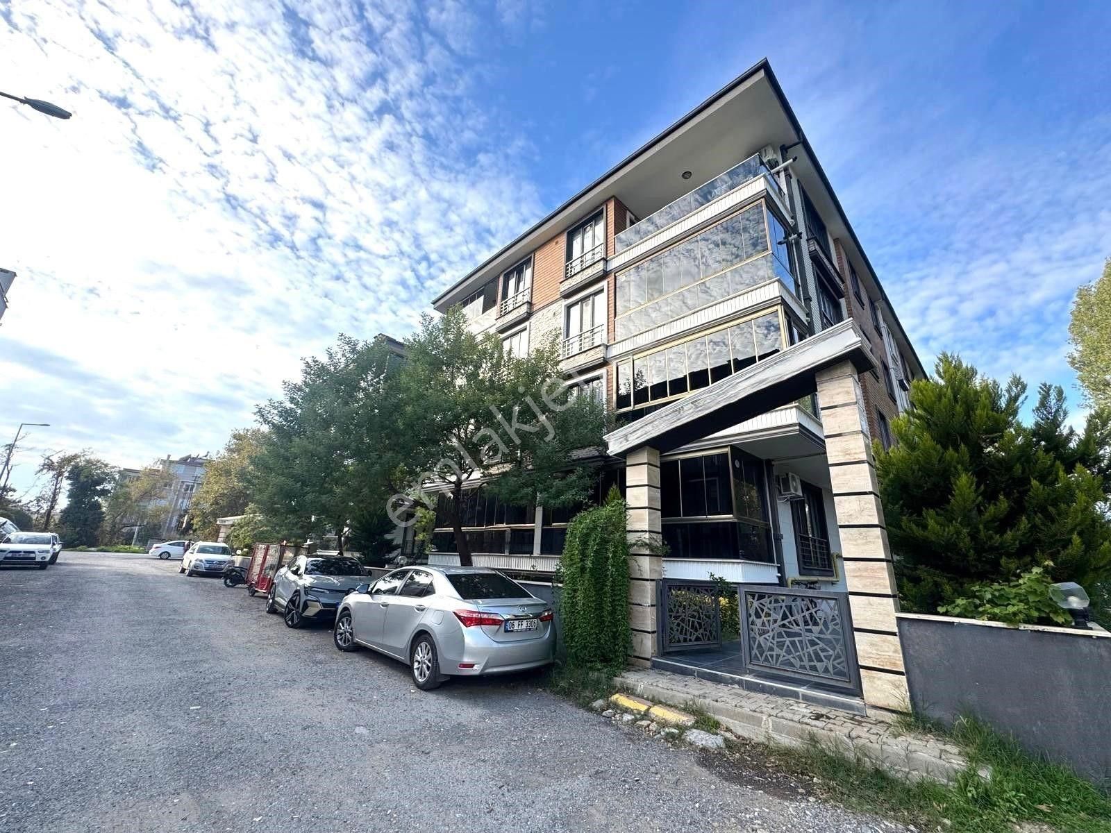 ▀jet Emlaktan İkizçay'da Geniş Cam Balkonlu & Kullanışlı Lüx 1+1 - Görsel 31