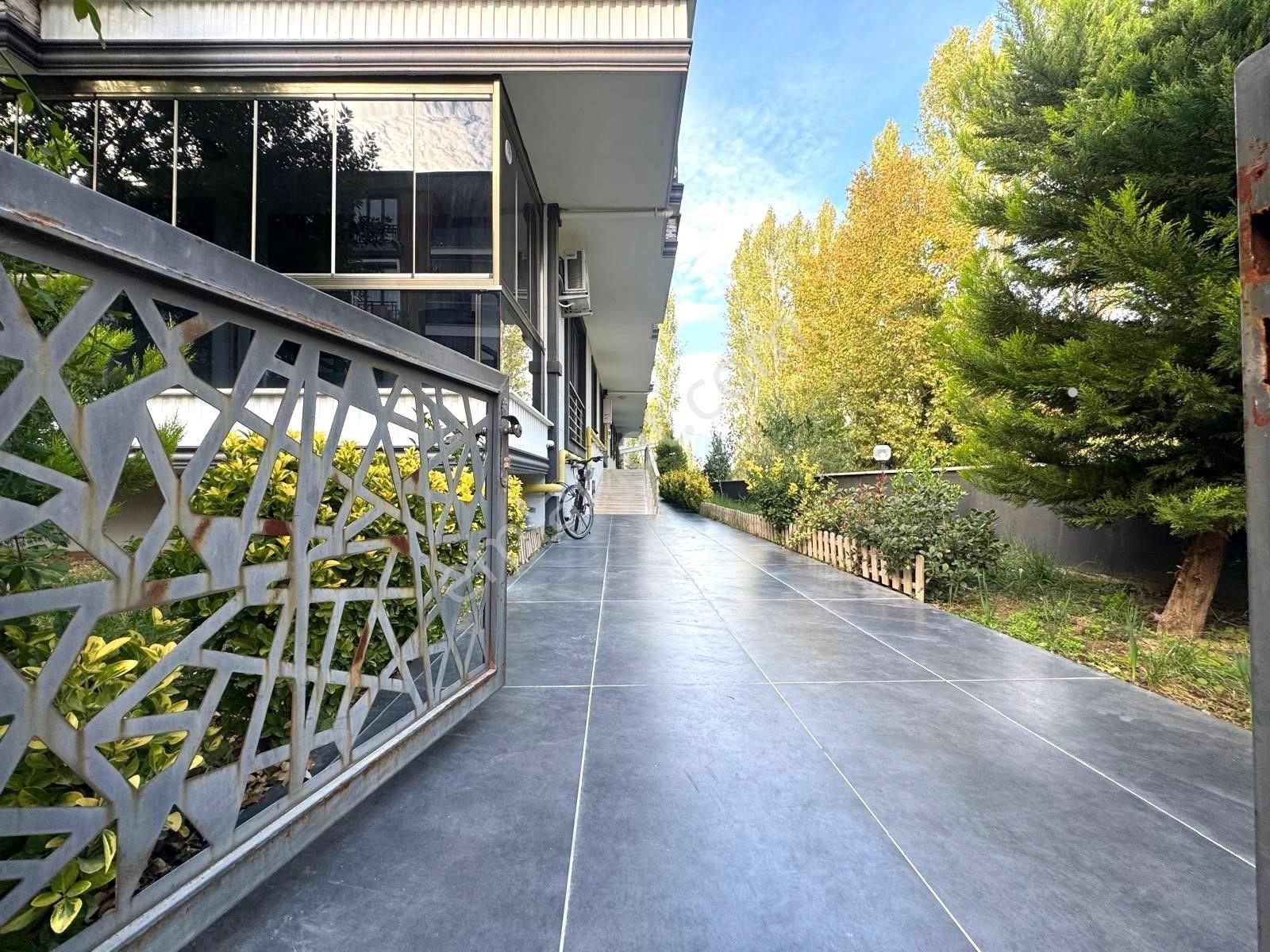 ▀jet Emlaktan İkizçay'da Geniş Cam Balkonlu & Kullanışlı Lüx 1+1 - Görsel 29