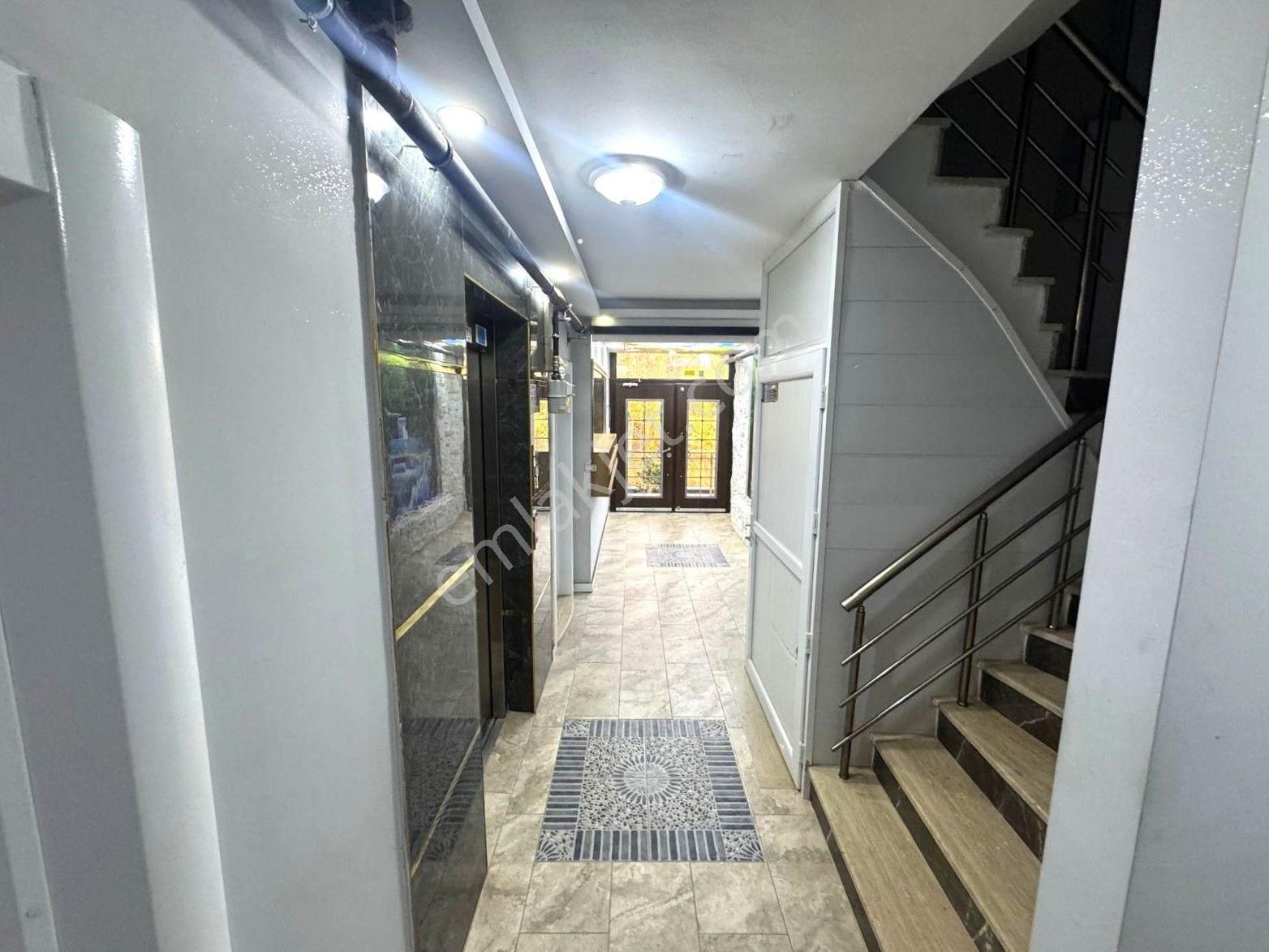 ▀jet Emlaktan İkizçay'da Geniş Cam Balkonlu & Kullanışlı Lüx 1+1 - Görsel 23