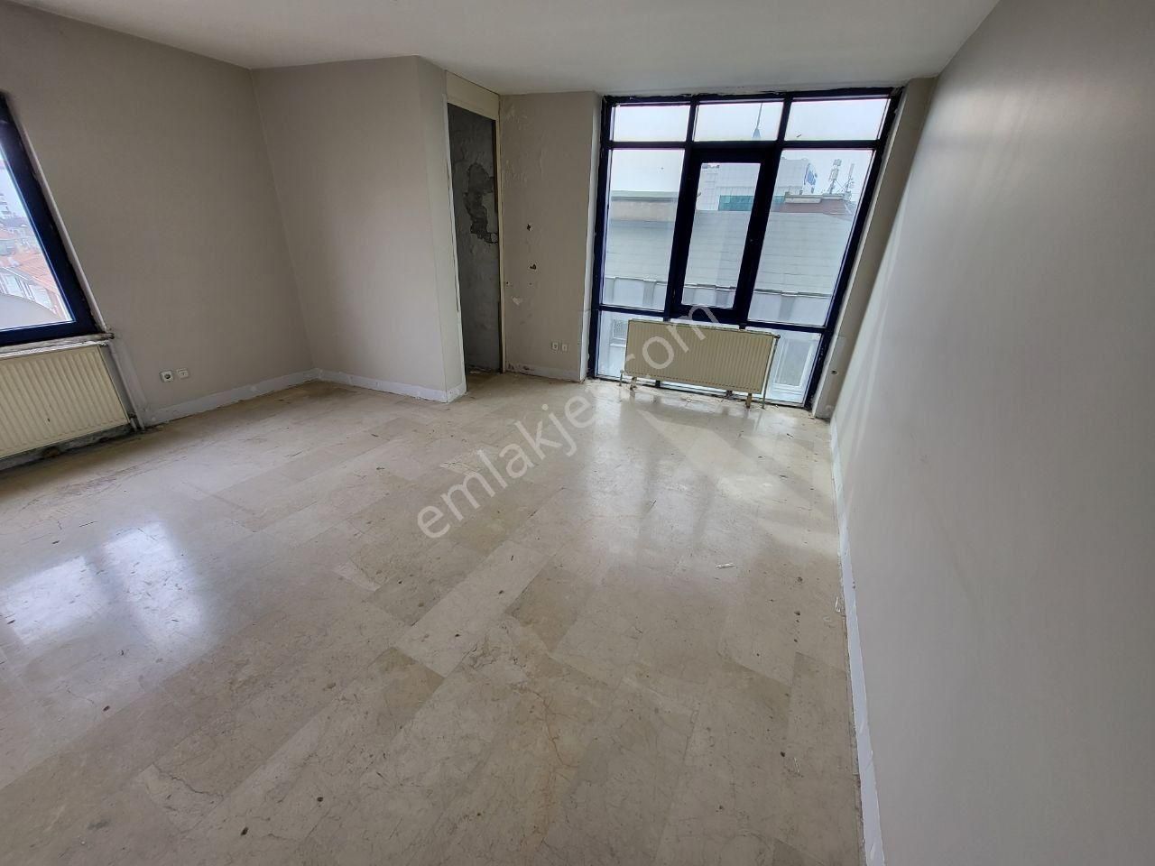 Ümraniye Merkezde, Ana Cadde Cepheli, 160m² Kiralık Dükkan - Görsel 22