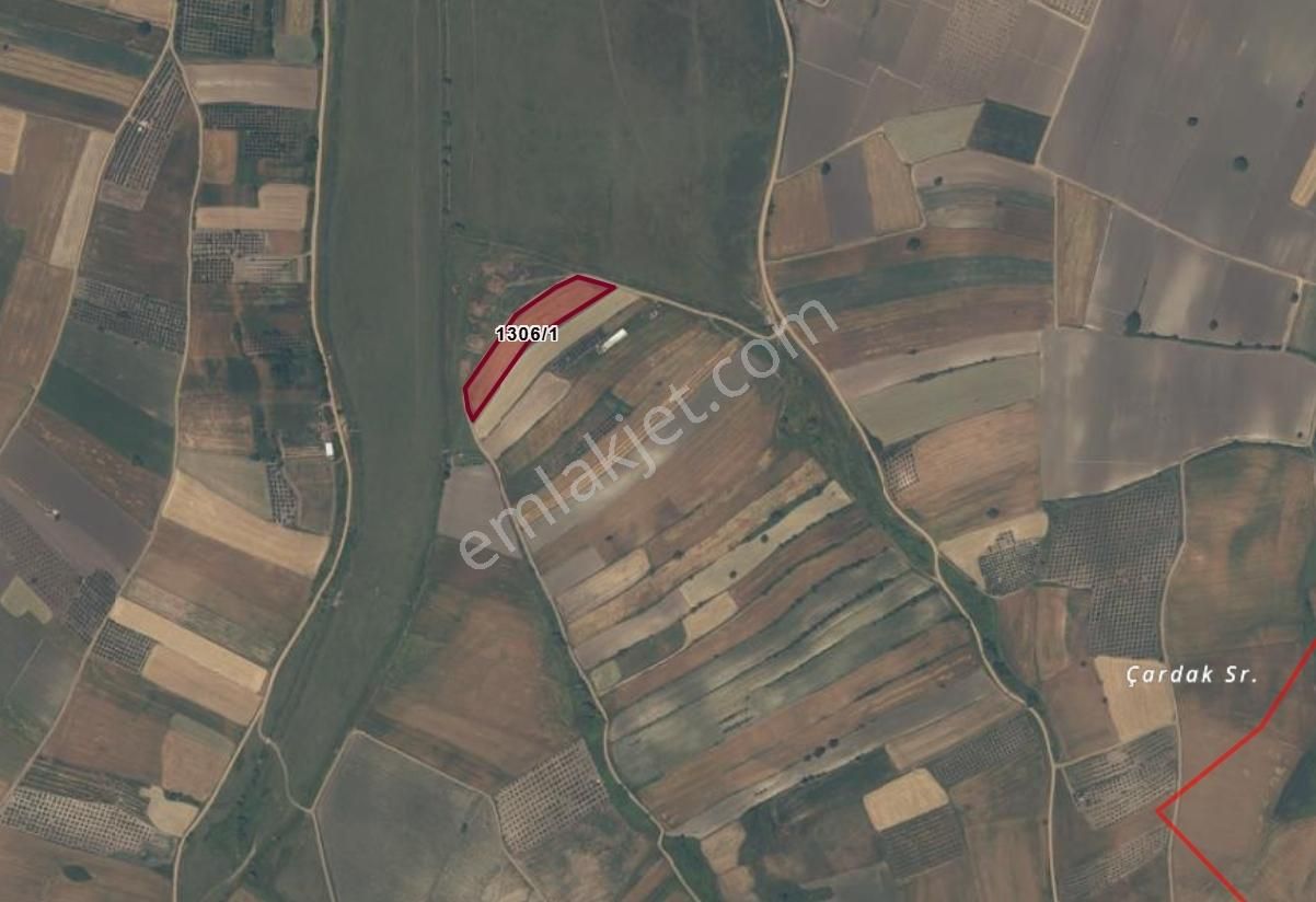 Koşuboğazı Köyünde Satılık Arazi