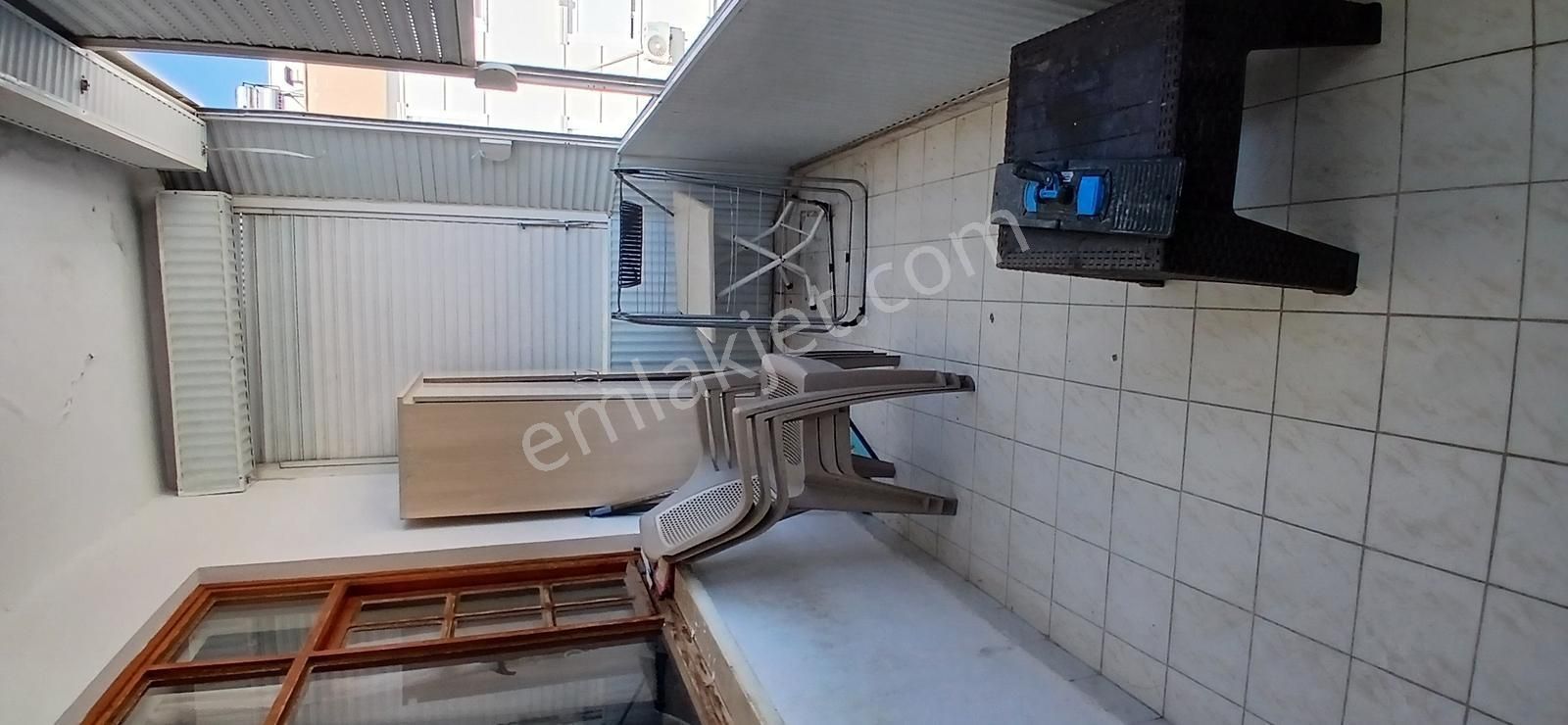 Ulusoy Caddesinde Eşyalı 1+0 Kiralık Daire | Balkonlu - Görsel 5