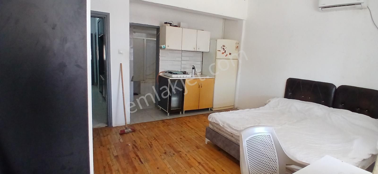 Ulusoy Caddesinde Eşyalı 1+0 Kiralık Daire | Balkonlu