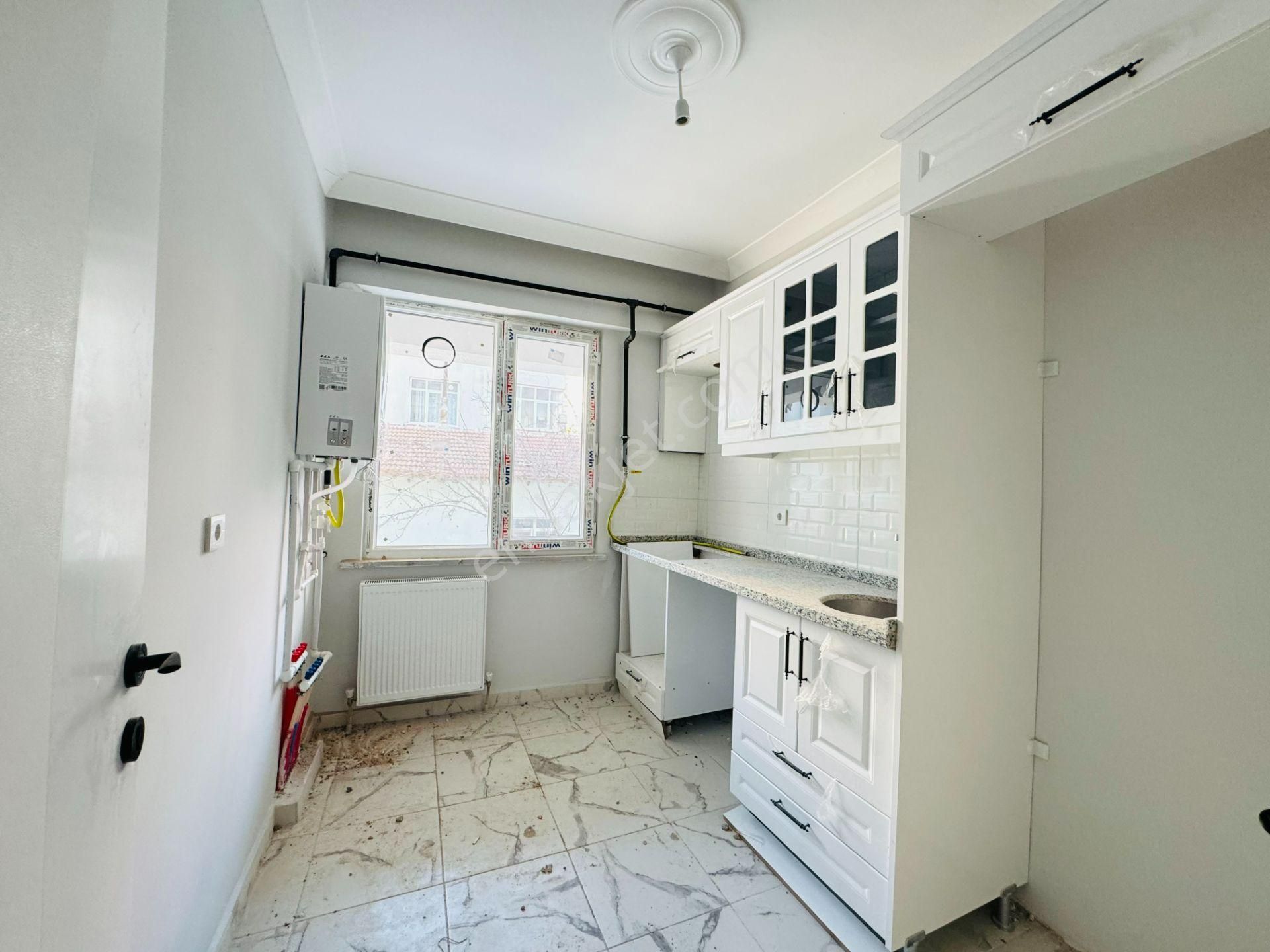 Güven'den Çerkezköy'de Servis Duraklarına Yak İskanlı Kiralık2+1 - Görsel 7