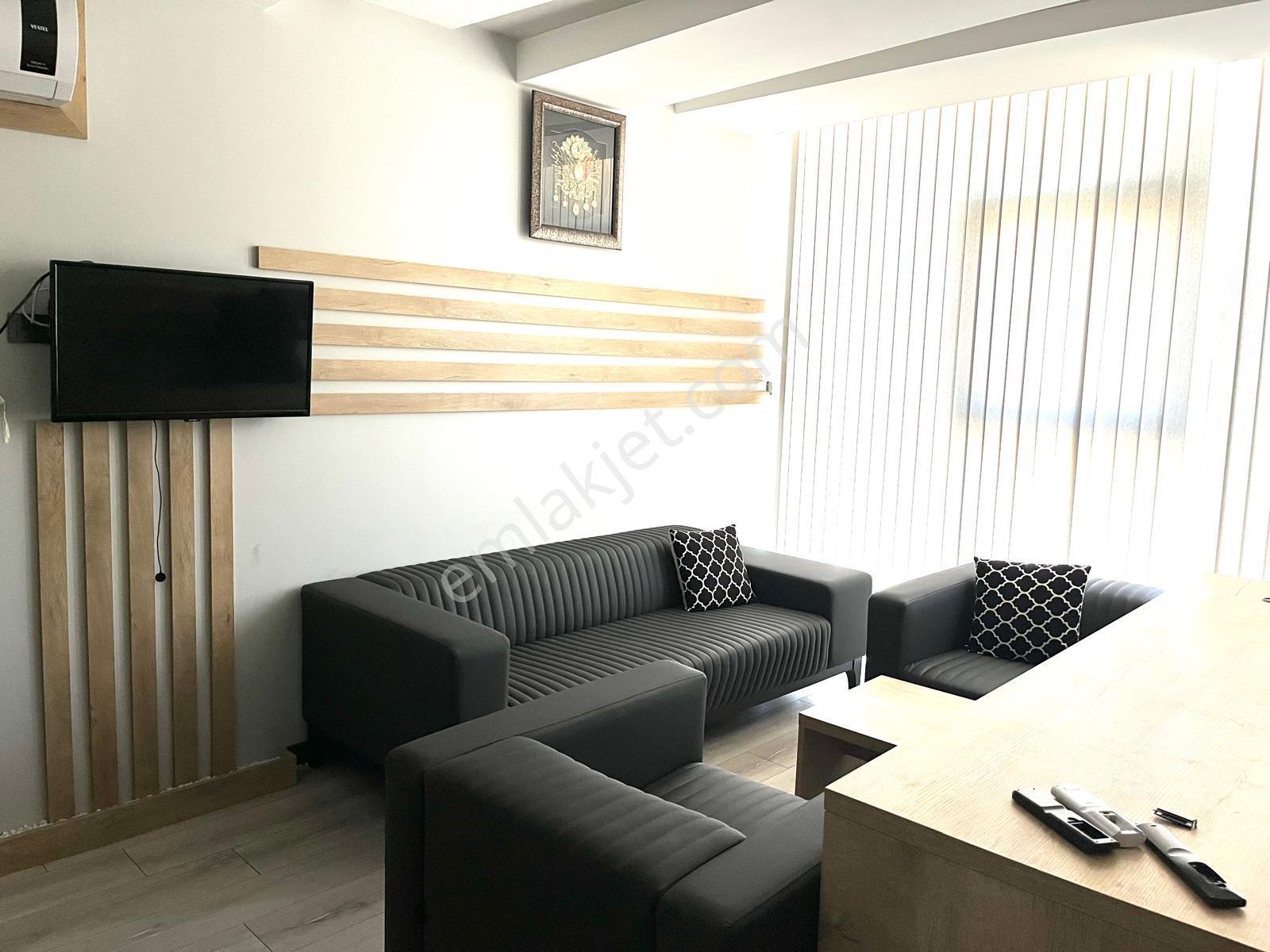 Şehir Merkezi Plazada Tam Donanımlı Modern Eşyalı Kiralık Ofis - Görsel 6