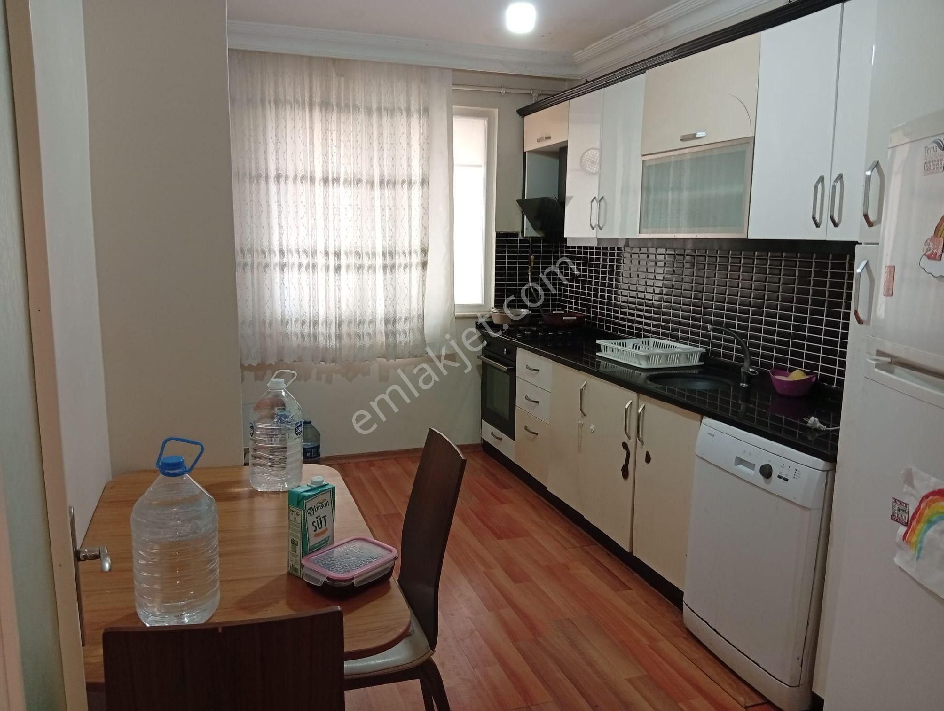 Kavaklı'da Butik Sitede 2+1 Full Eşyalı - Görsel 9