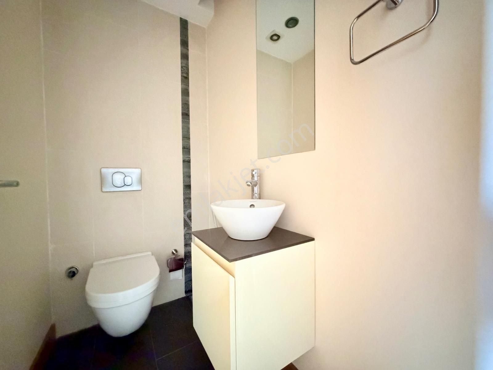 Korupark 1. Etapta Satılık 3+1 Arakat Masrafsız Daire - Görsel 25