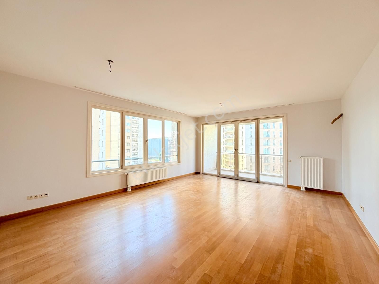 Korupark 1. Etapta Satılık 3+1 Arakat Masrafsız Daire - Görsel 15