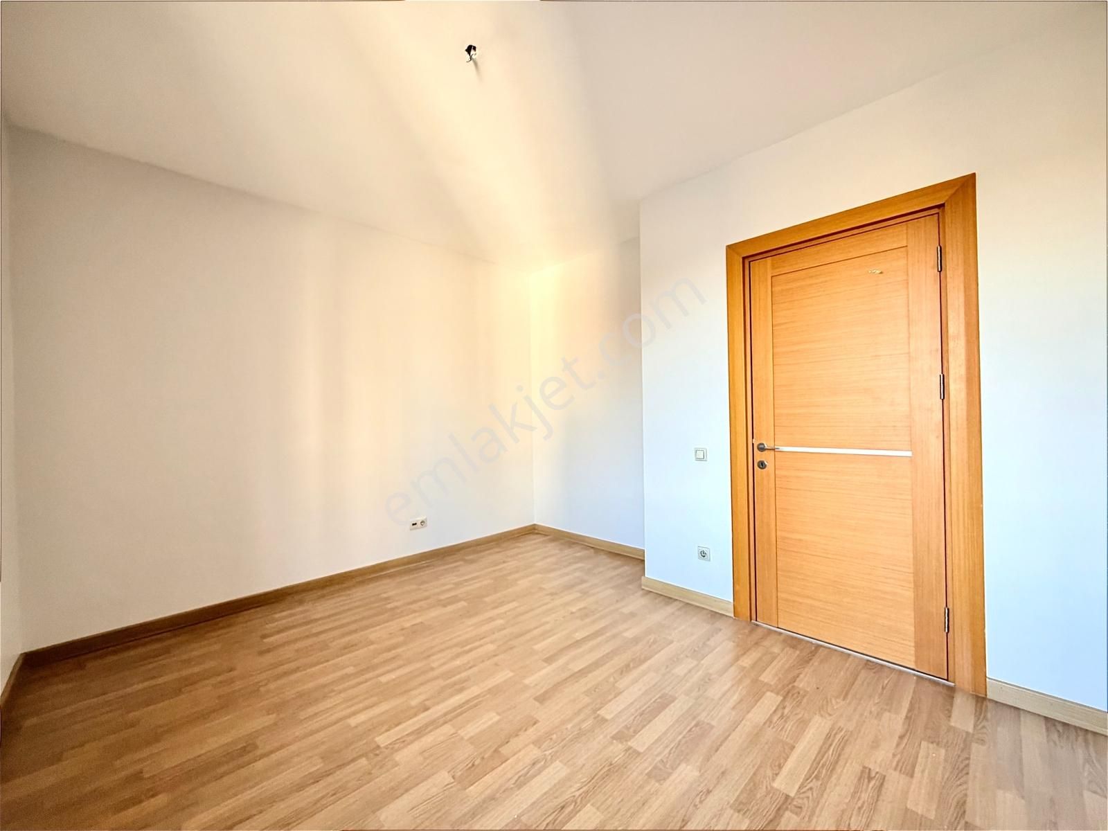 Korupark 1. Etapta Satılık 3+1 Arakat Masrafsız Daire - Görsel 20