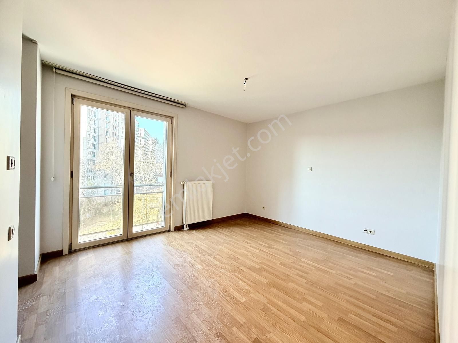 Korupark 1. Etapta Satılık 3+1 Arakat Masrafsız Daire - Görsel 17