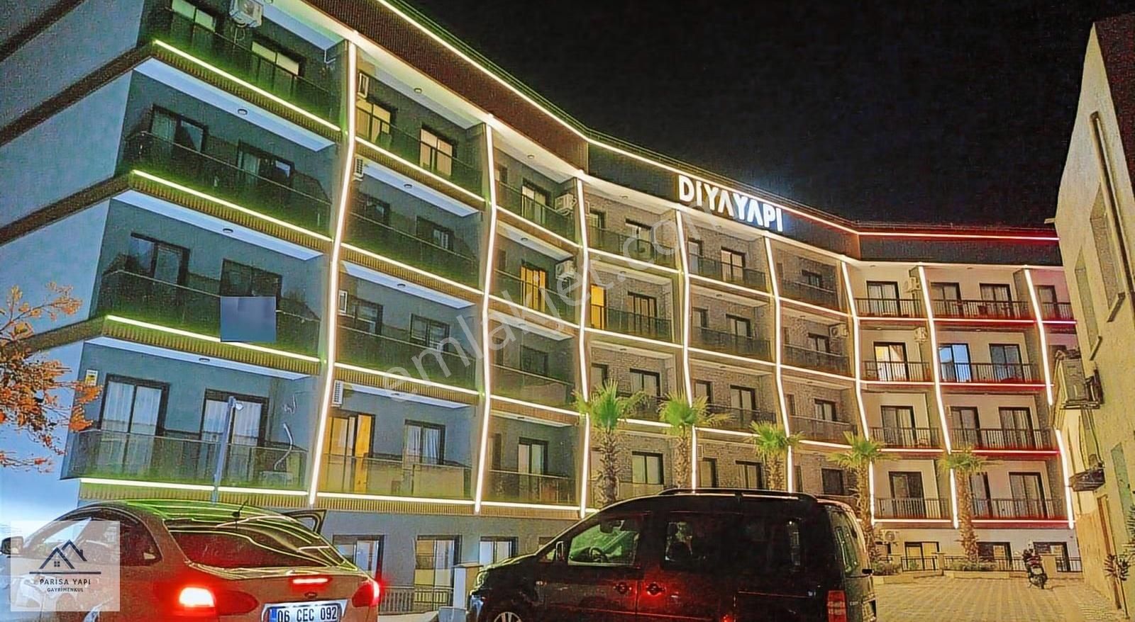 Parisa'dan Hasanağa Bahçesi Yanı D.gazlı Balkonlu Ful Eşyalı 1+1 - Görsel 9