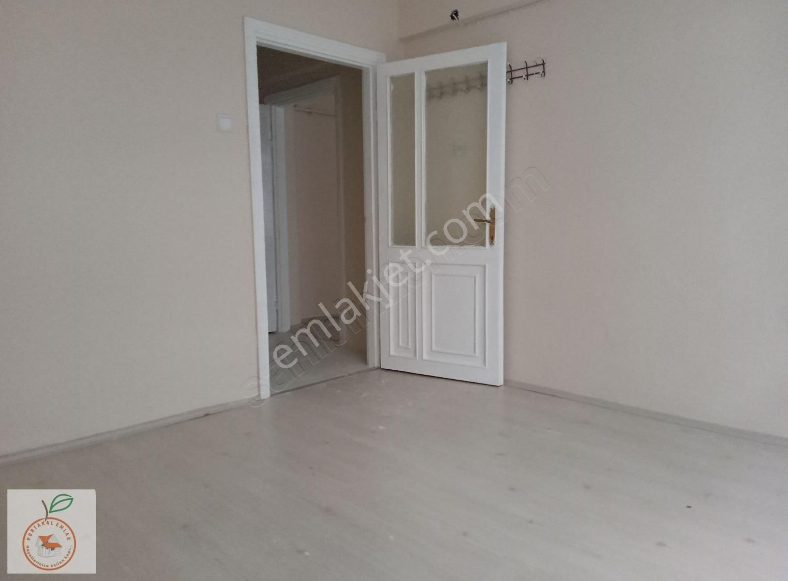 Üsküdar Valide Atikte Metroya Yakın Kiralık 2+1 Daire