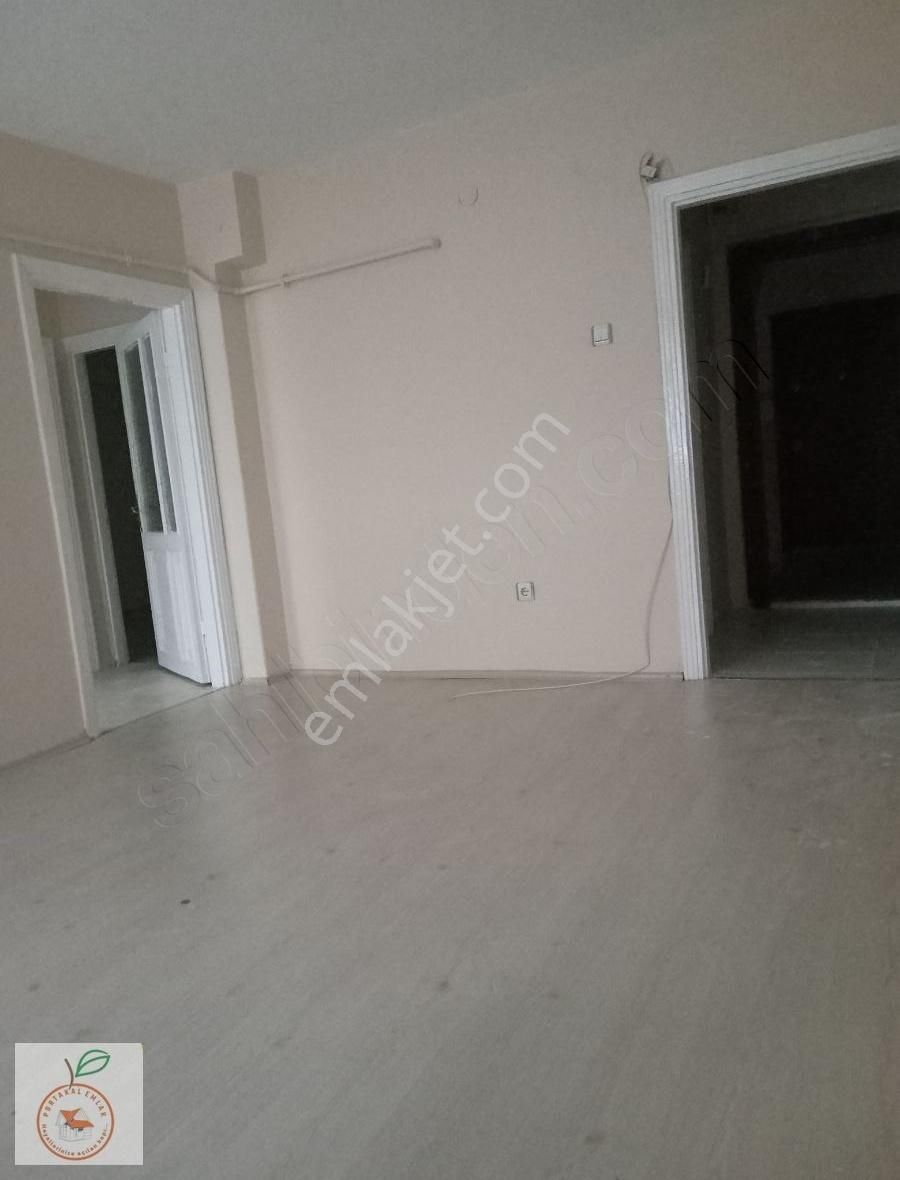 Üsküdar Valide Atikte Metroya Yakın Kiralık 2+1 Daire - Görsel 15