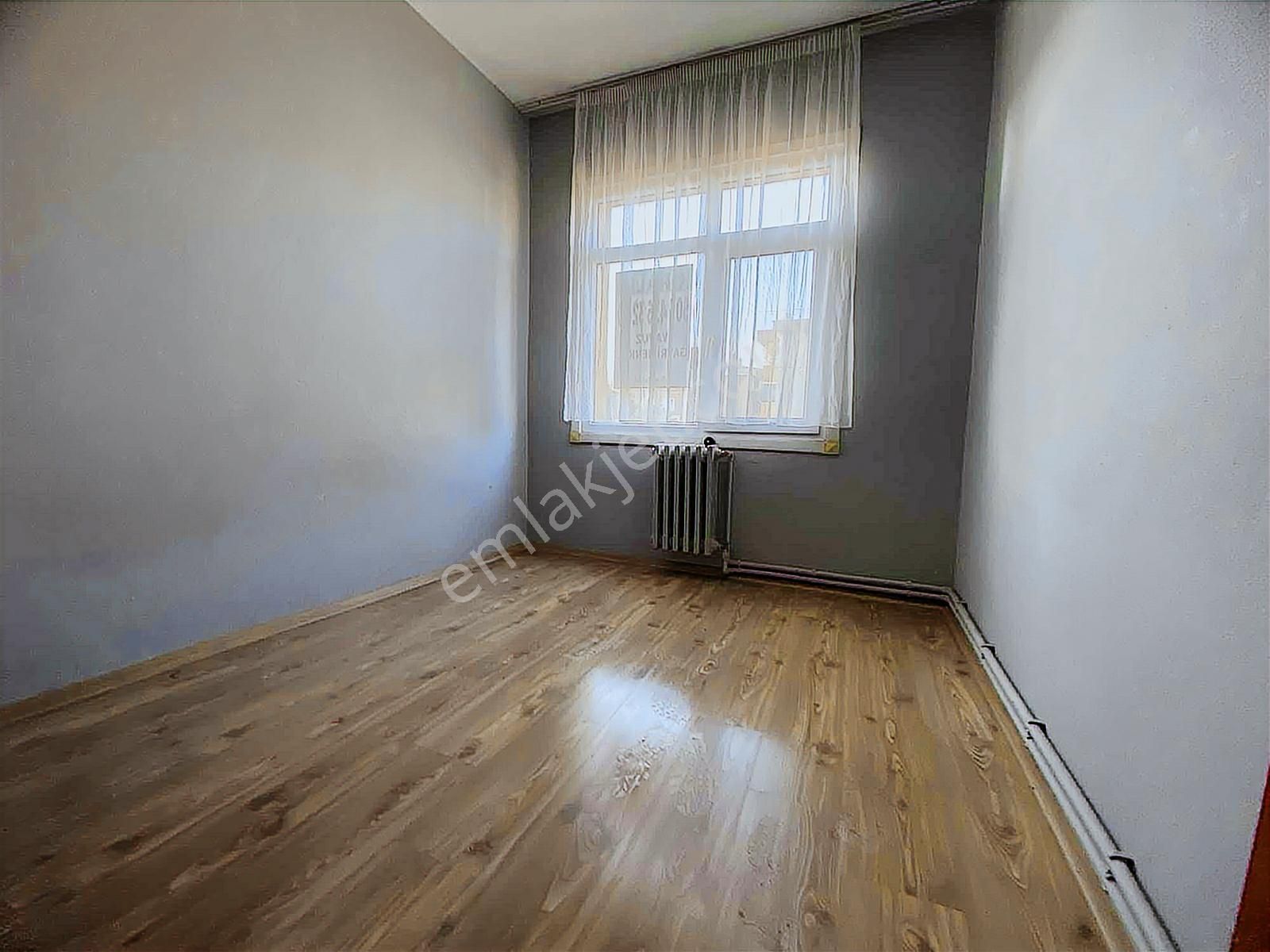 Tuzla Hatboyu Cad.üzerinde Site İçinde 3+1 Geniş Daire - Görsel 11