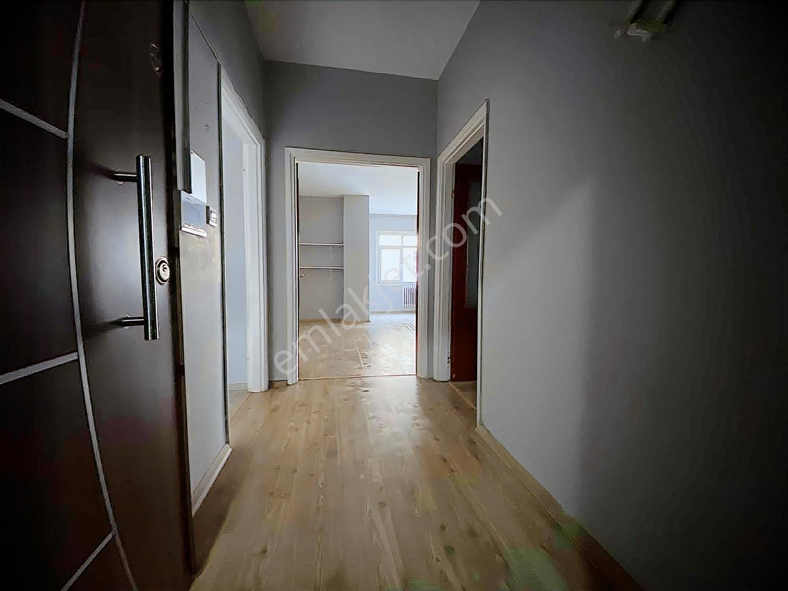 Tuzla Hatboyu Cad.üzerinde Site İçinde 3+1 Geniş Daire - Görsel 23