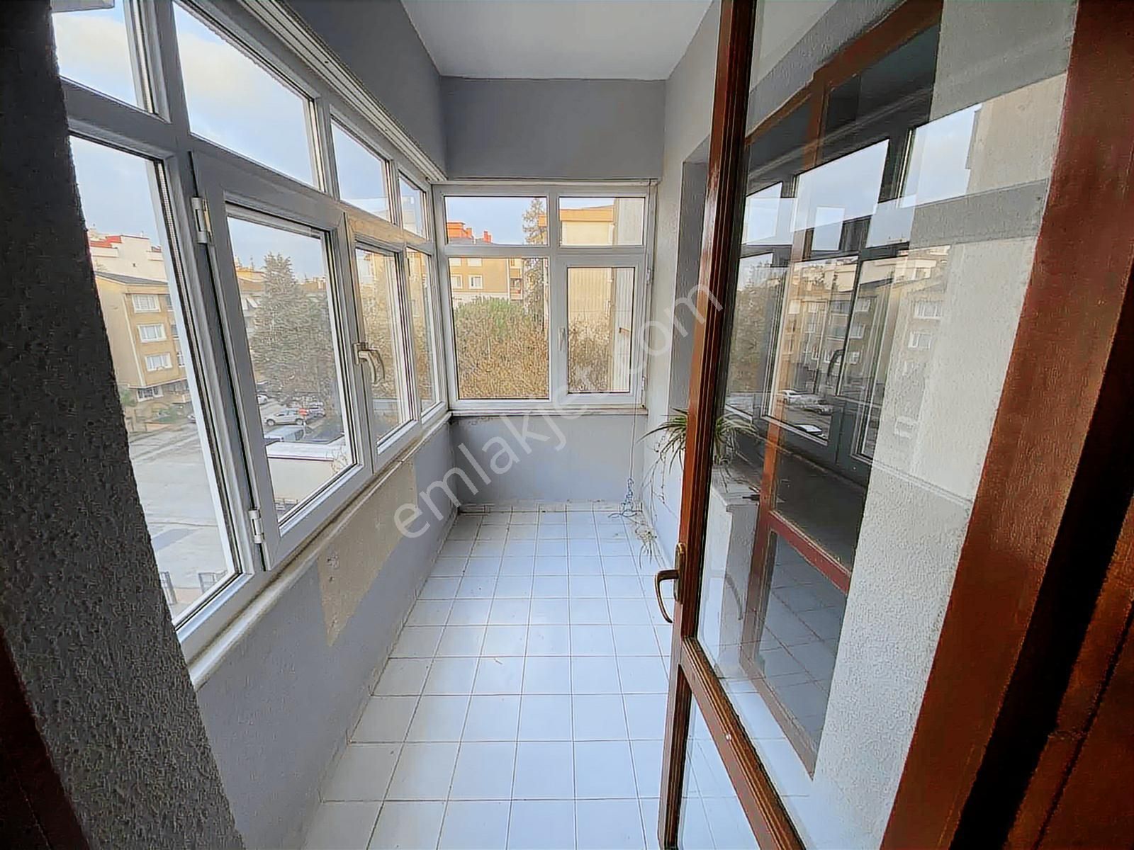 Tuzla Hatboyu Cad.üzerinde Site İçinde 3+1 Geniş Daire - Görsel 28