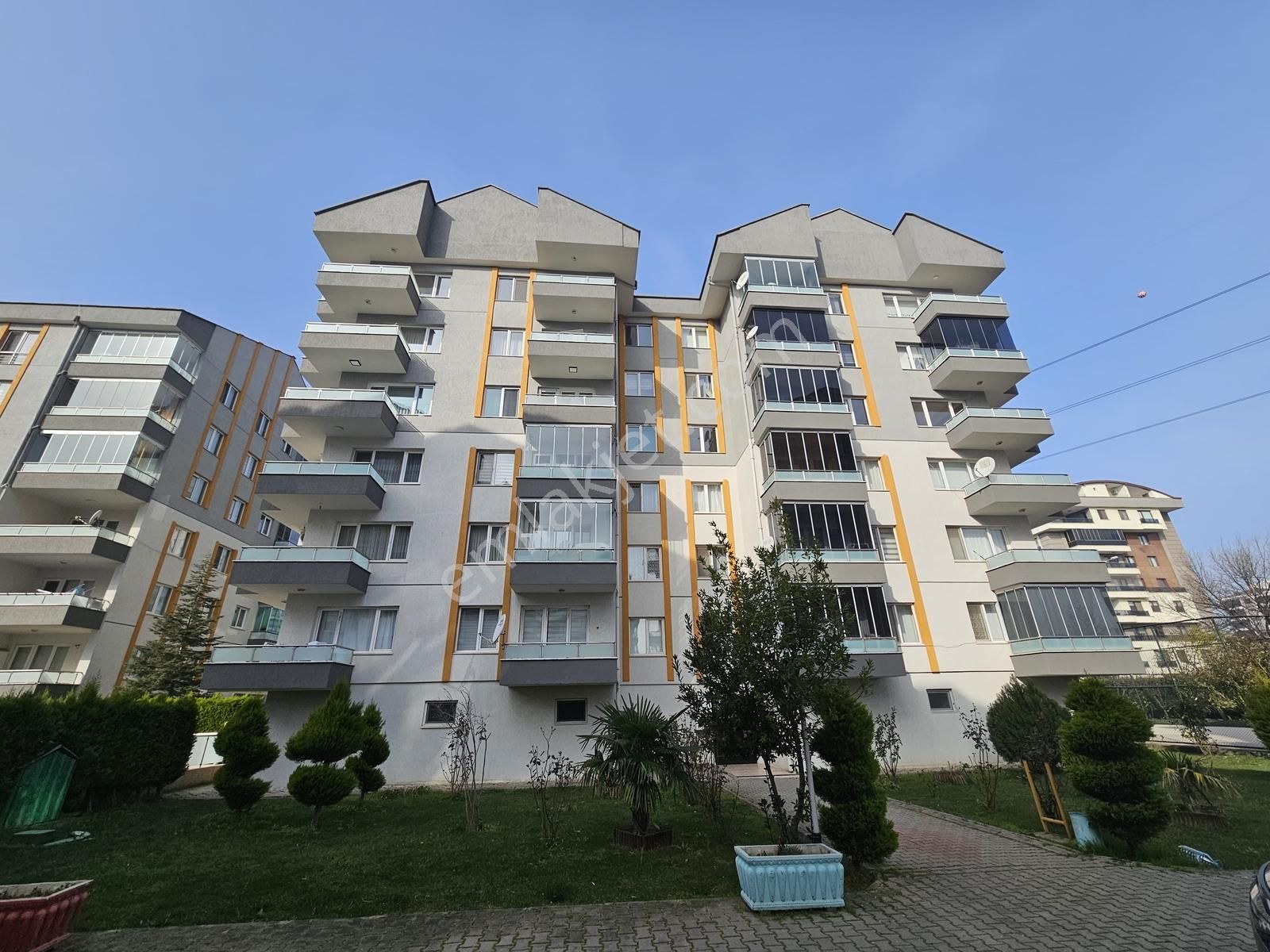 29 Ekim Mah.3+1 Kiralık Daire