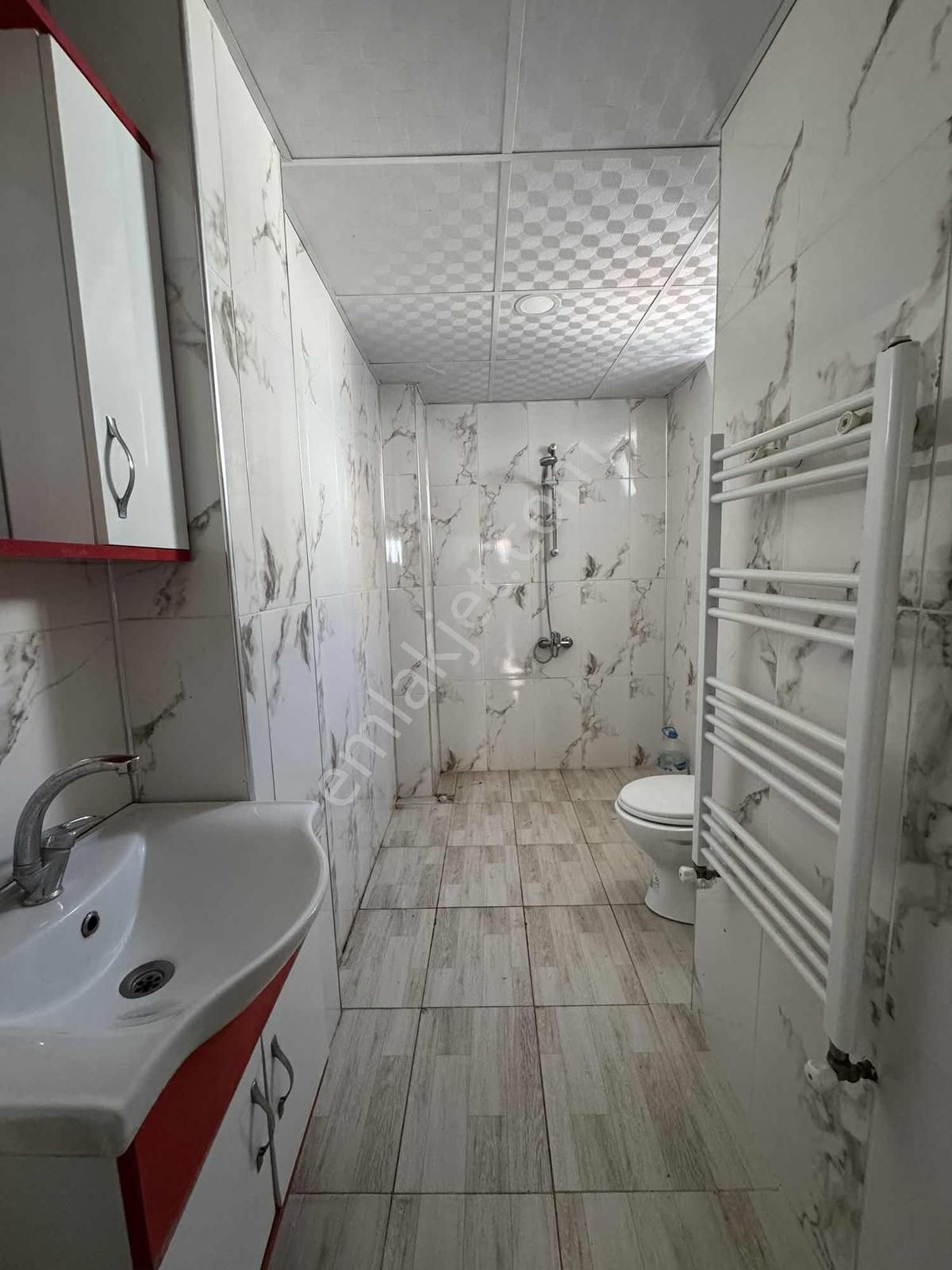 Sütlüce Mah. Eğitimciler Cadde Üstü, Asansörlü Kiralık 1+1 Daire - Görsel 12