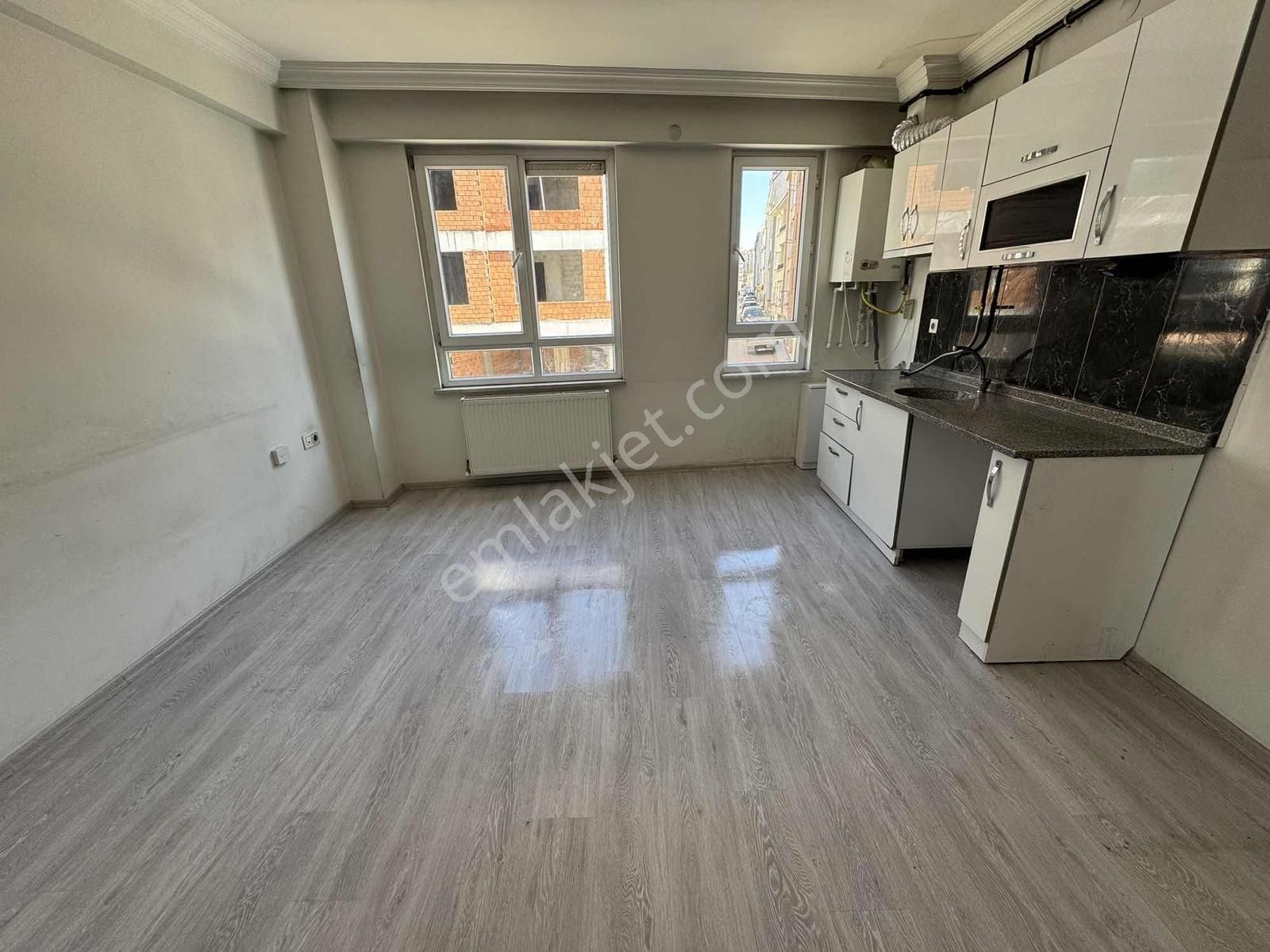 Sütlüce Mah. Eğitimciler Cadde Üstü, Asansörlü Kiralık 1+1 Daire - Görsel 5