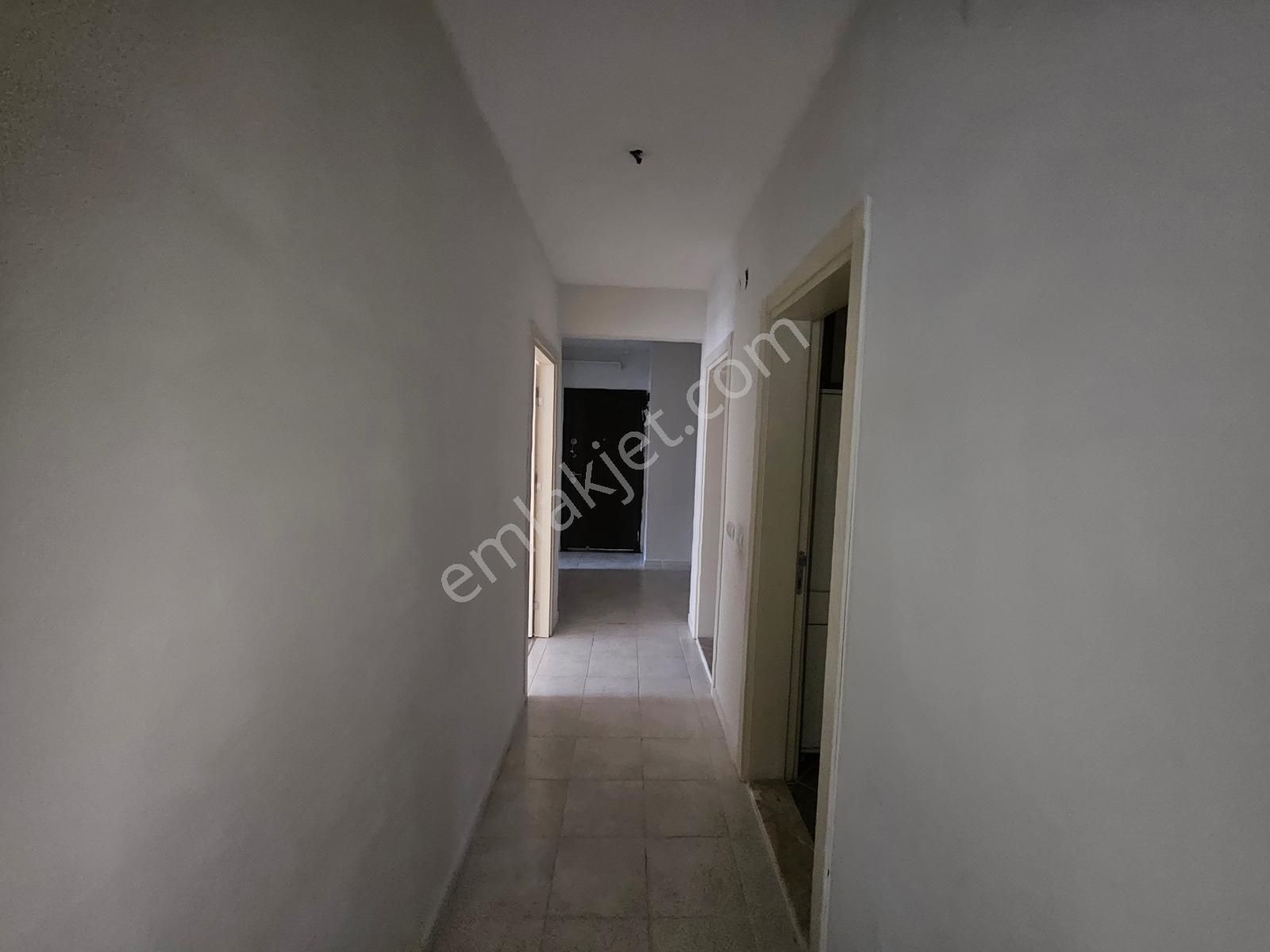 Şimşek Emlak'tan Pamuklar Güvenlikli Site(toki ) 3+1 100m2 3.kat - Görsel 3