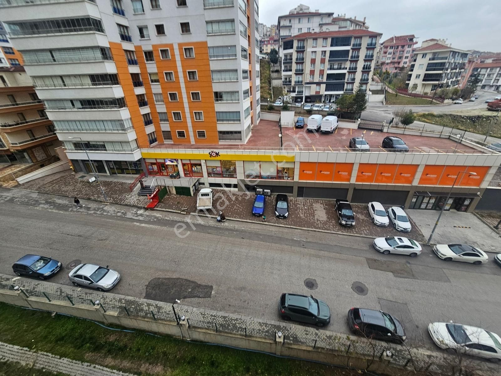 Şimşek Emlak'tan Pamuklar Güvenlikli Site(toki ) 3+1 100m2 3.kat