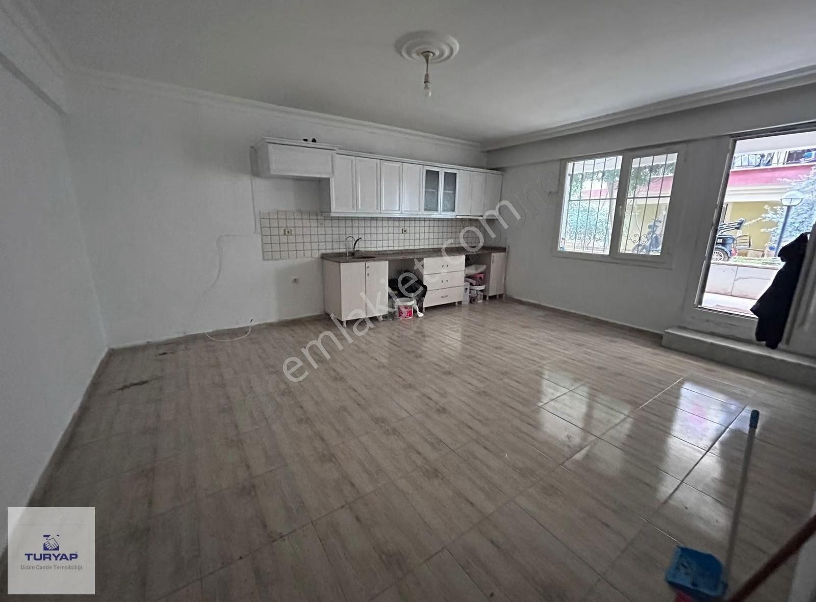 Didim Çamlıkta Eşyasız Sürekli Kiralık 2+1 Daire - Görsel 4