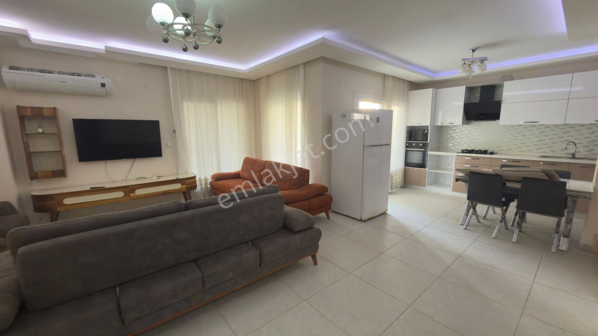Kadınlar Denizinde Havuzlu Sitede Eşyalı 5+1 Kiralık Triplex... - Görsel 28