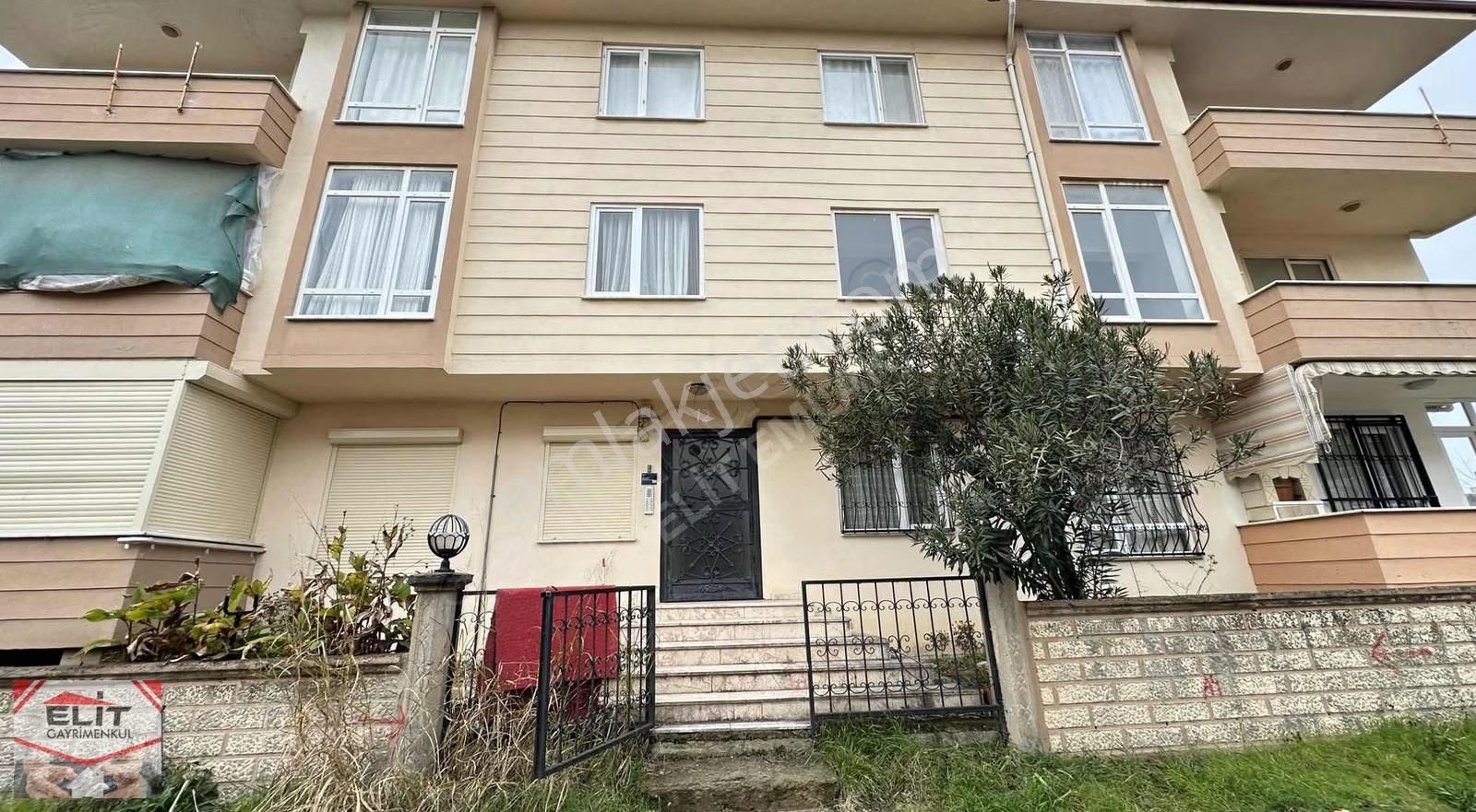 Karasu'da 2+1 Kısmi Eşyalı Satılk Daire