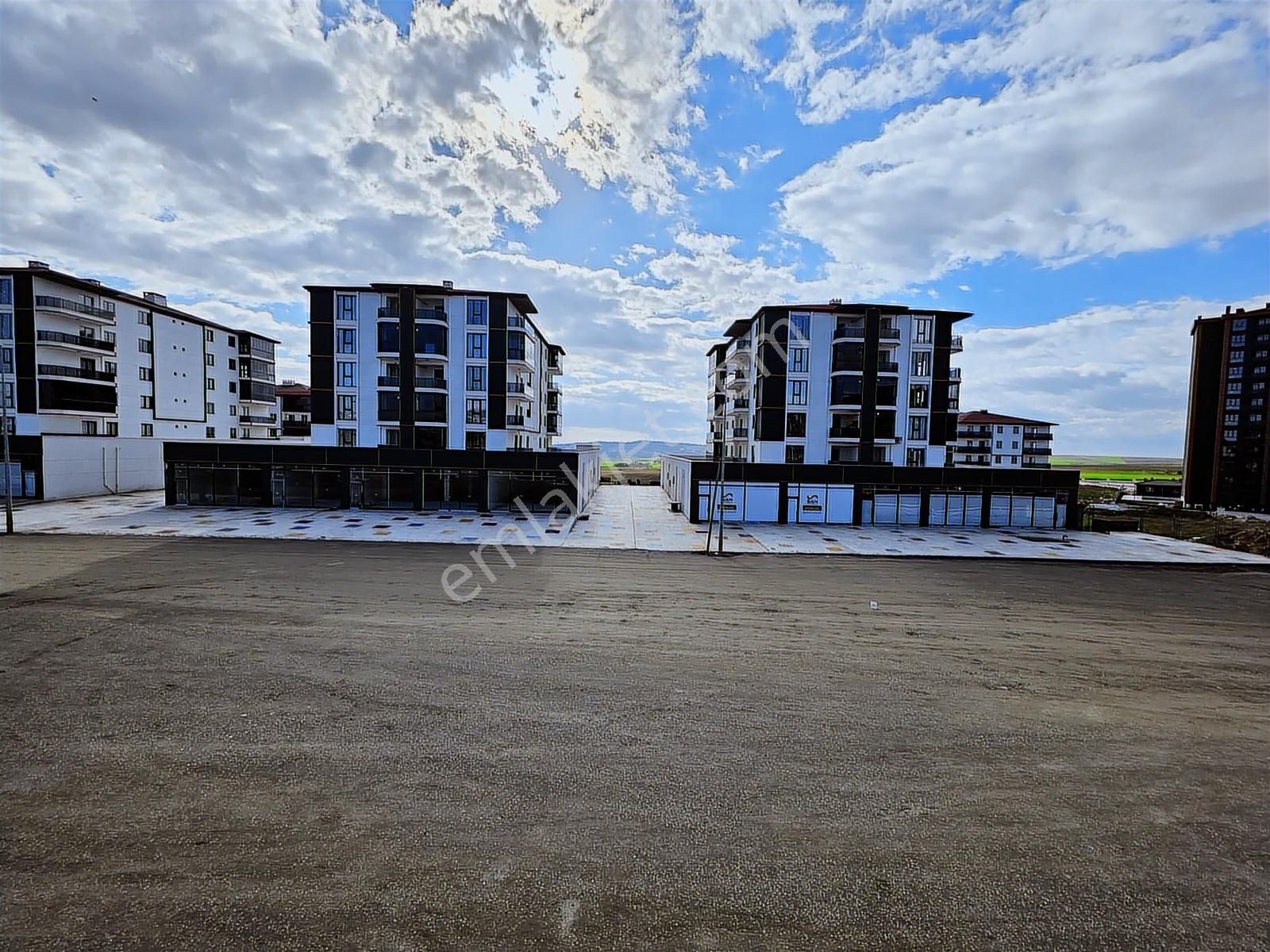 Hatip Mah'de 2+1 Cadde Üzerinde Arakat İskanlı Kiralık Daire!! - Görsel 29