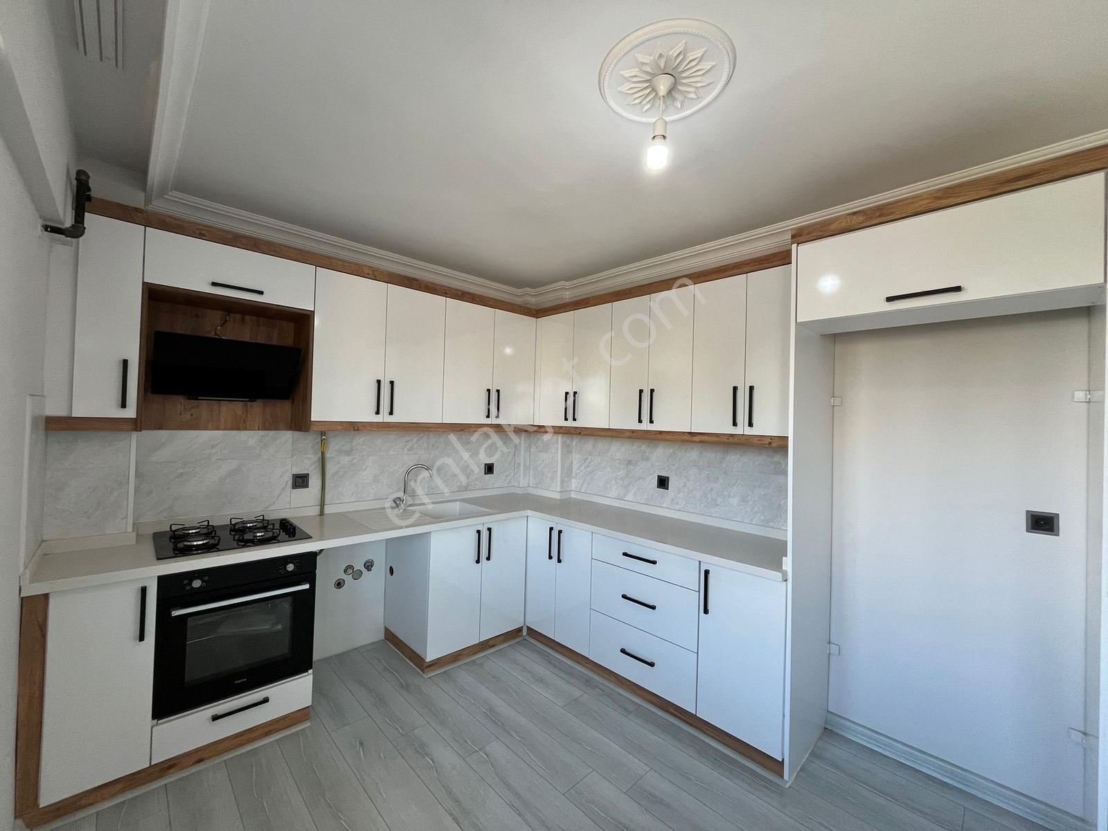 Uygan'dan Torbalı Mah. 140m² 3+1 Arakat Tek Daire Üzeri Merkezi - Görsel 13