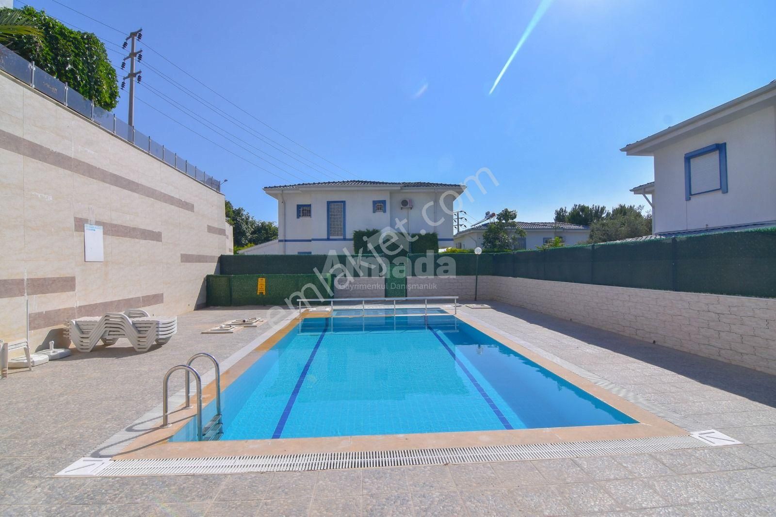 Kuşadası Karaova'da 4+1 Muhteşem Villa - Görsel 32