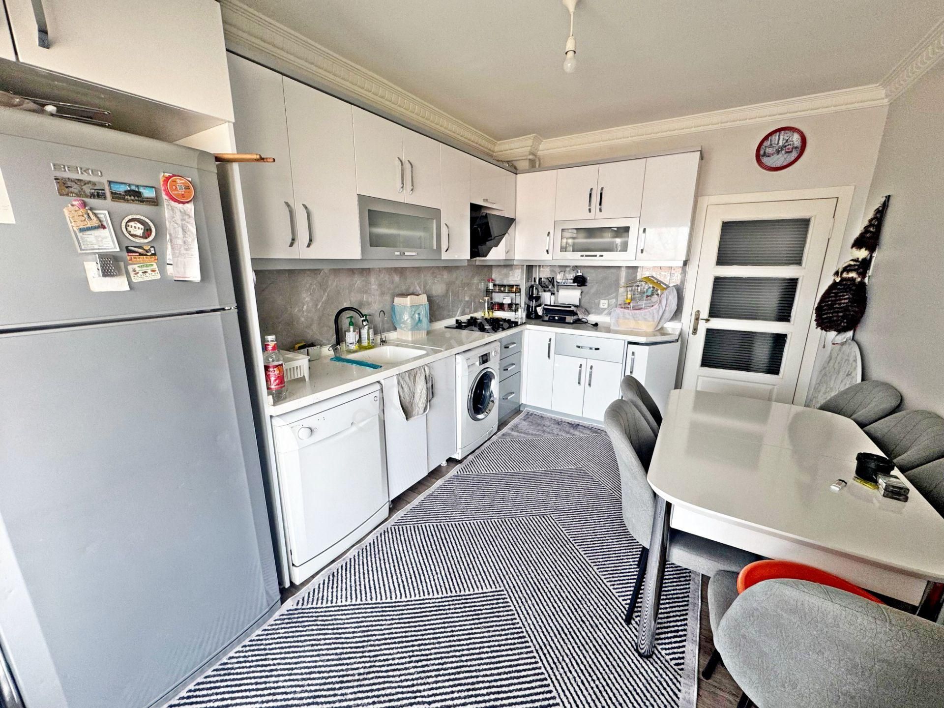 Gold Emlaktan Seval Caddesi Üzeri Teras Balkonlu Krediye Uygun 3+1 Satılık Daire - Görsel 16